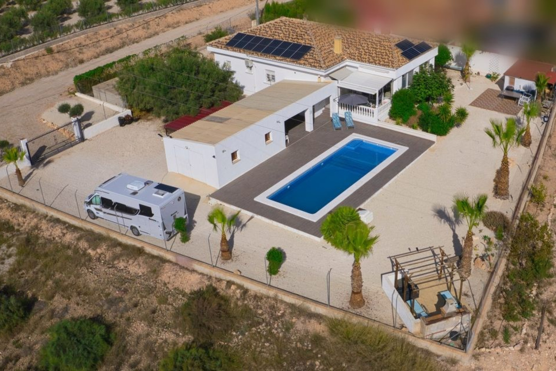 Revente - Villa -
Macisvenda - MACISVENDA