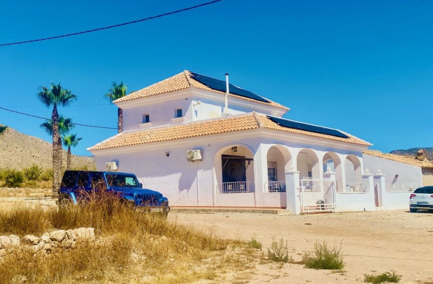 Revente - Villa -
Macisvenda