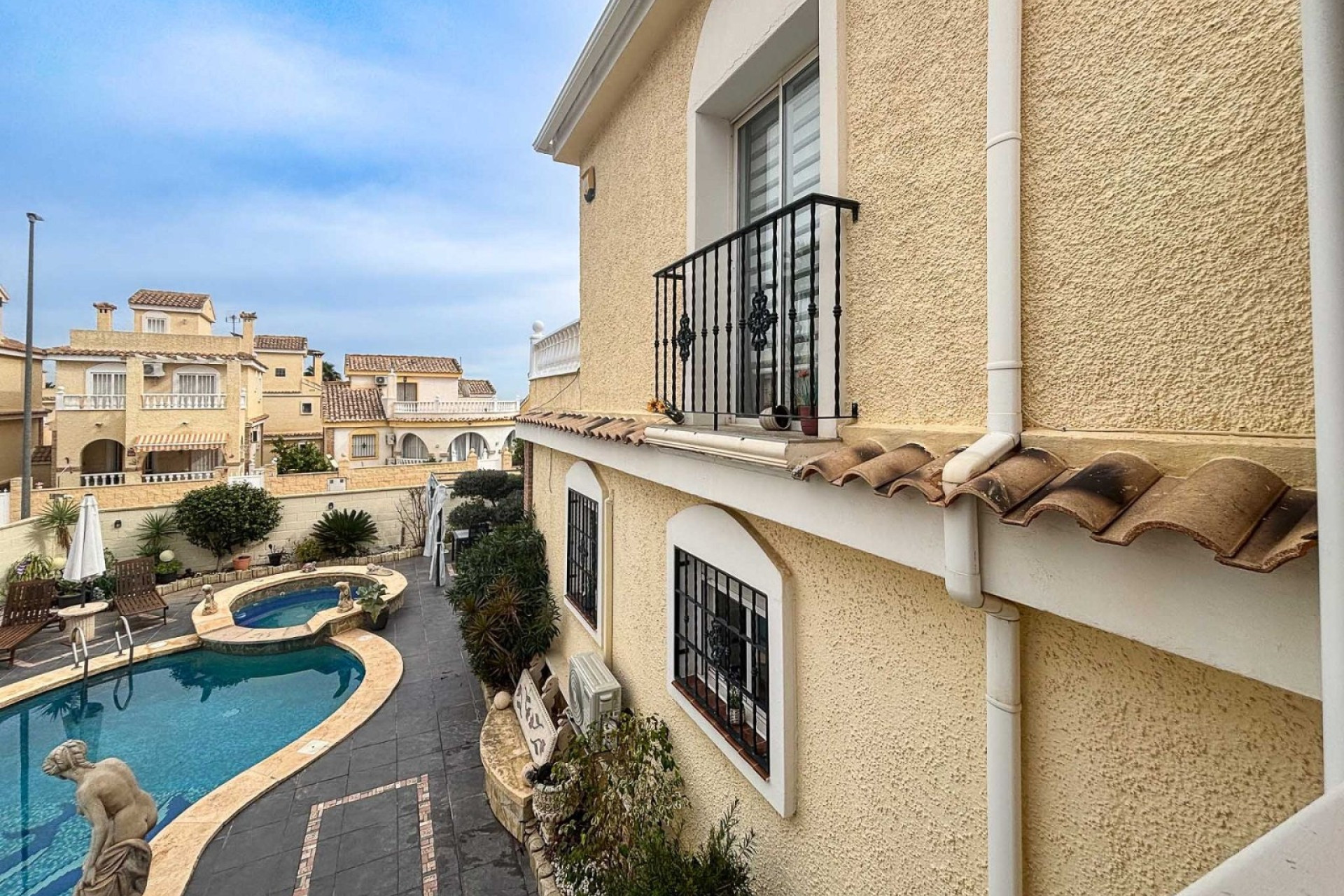 Revente - Villa -
Monforte del Cid