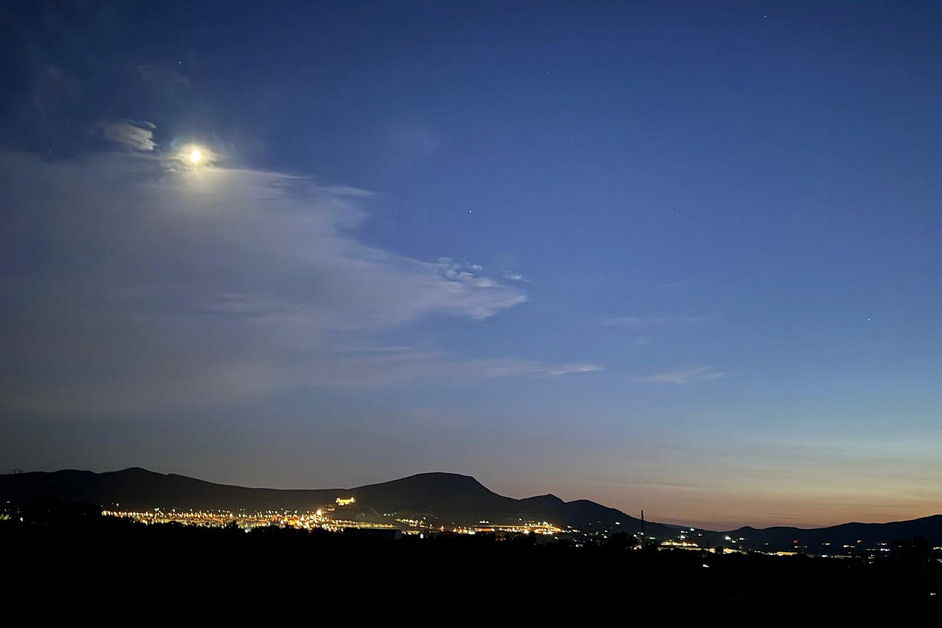 Revente - Villa -
Onil