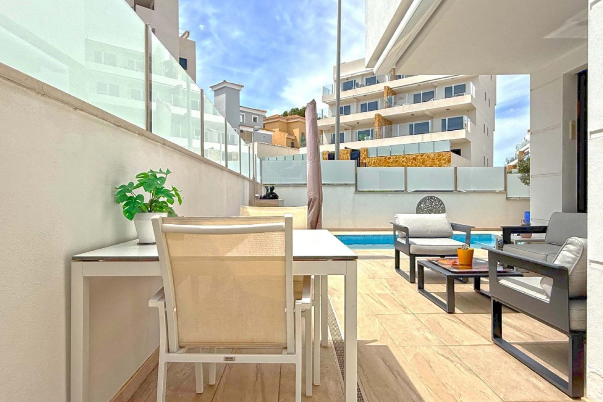 Revente - Villa -
Orihuela Costa - Costa Blanca