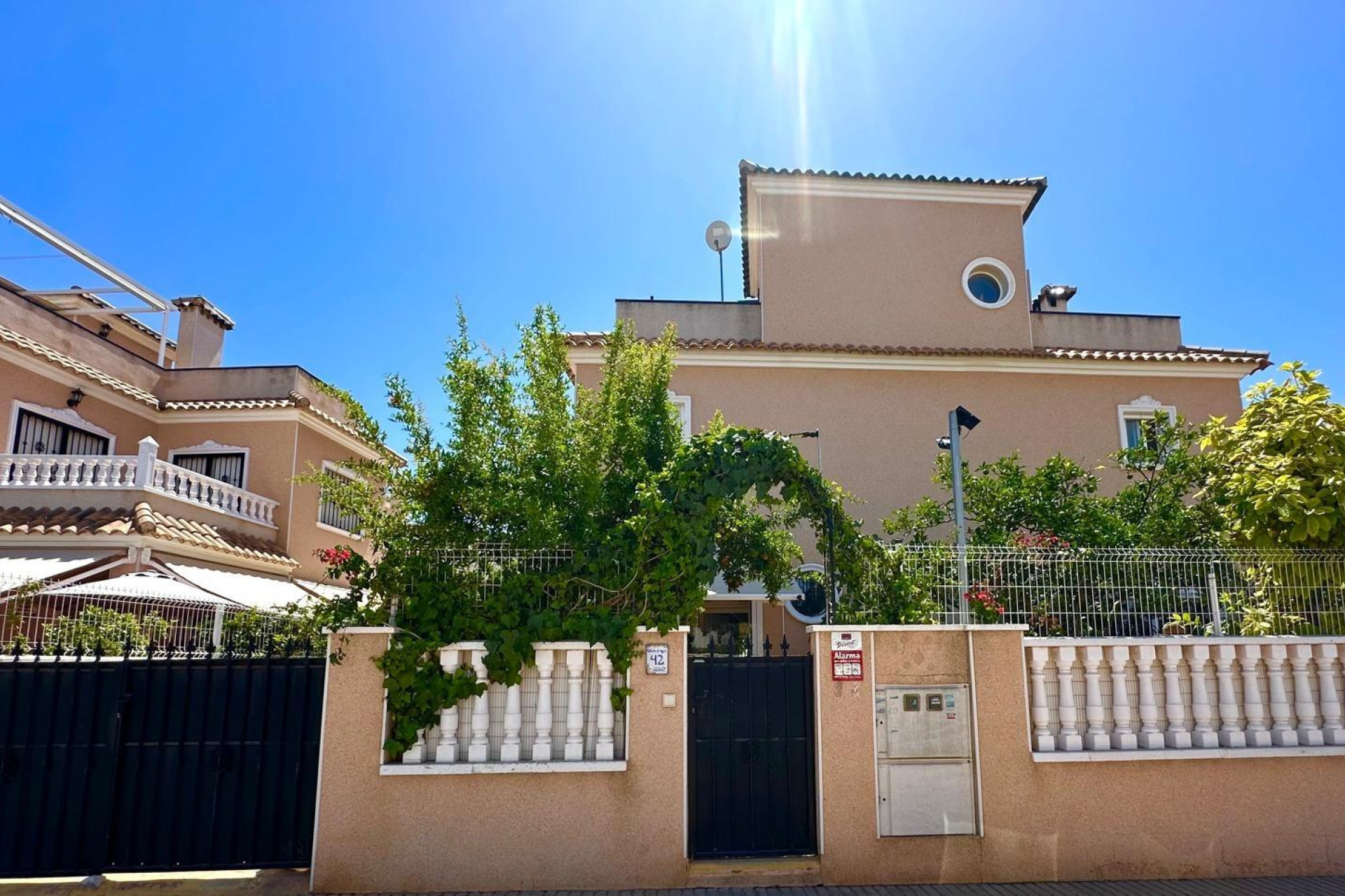 Revente - Villa -
Orihuela Costa - La Regia