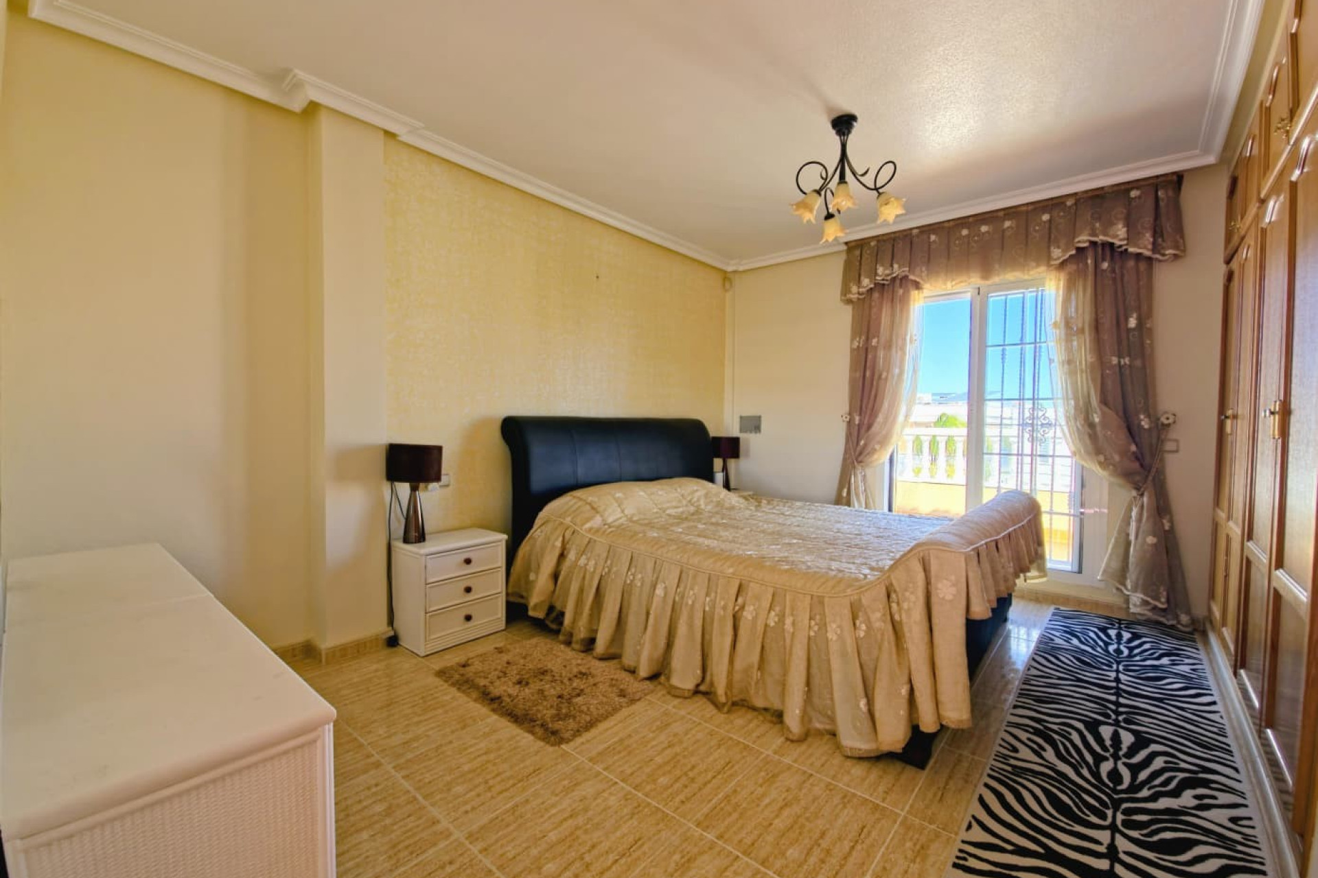 Revente - Villa -
Orihuela Costa - Las Filipinas