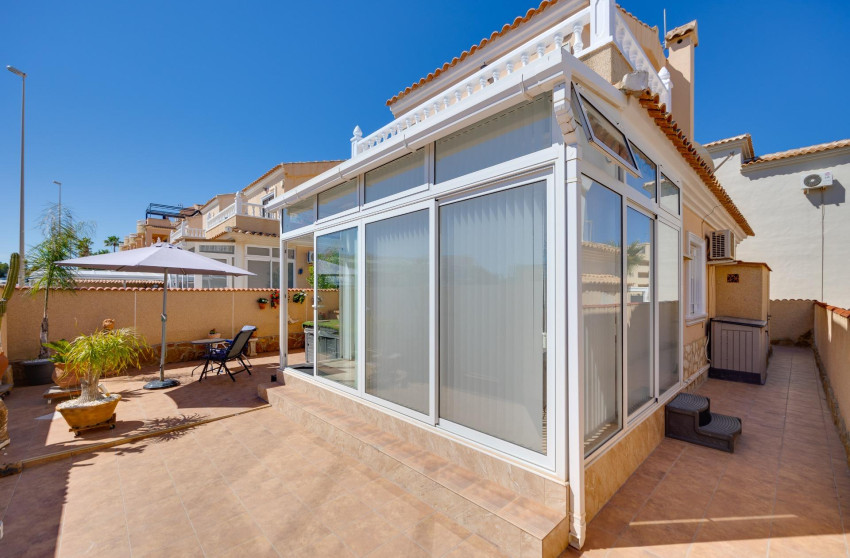 Revente - Villa -
Orihuela Costa - Lomas de Don Juan