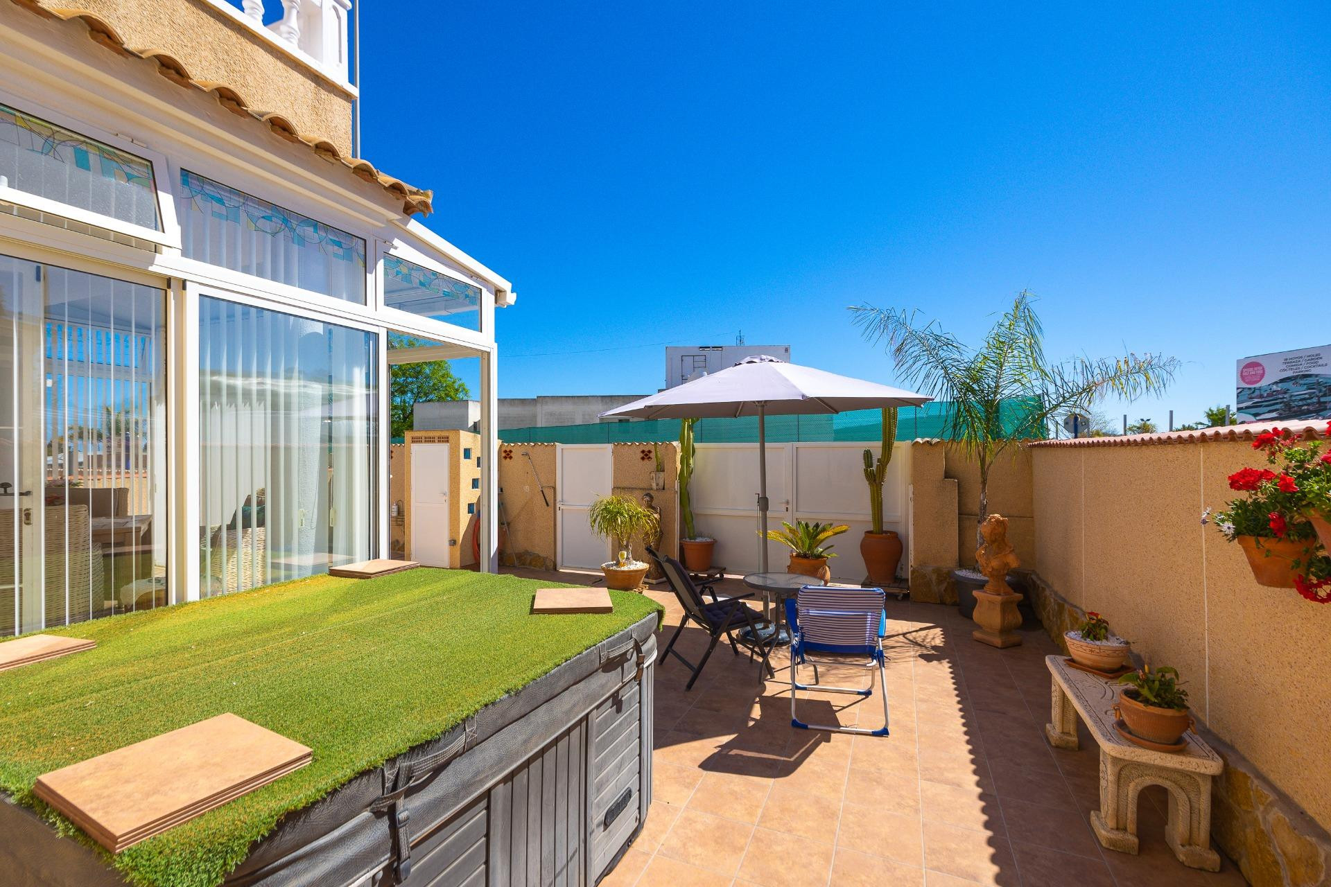 Revente - Villa -
Orihuela Costa - Lomas de Don Juan