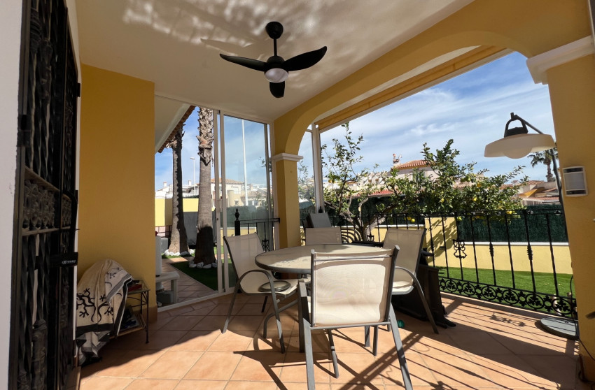 Revente - Villa -
Orihuela Costa - Los Dolses