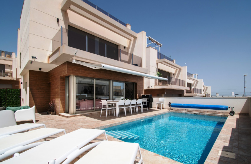 Revente - Villa -
Orihuela Costa - Villamartin
