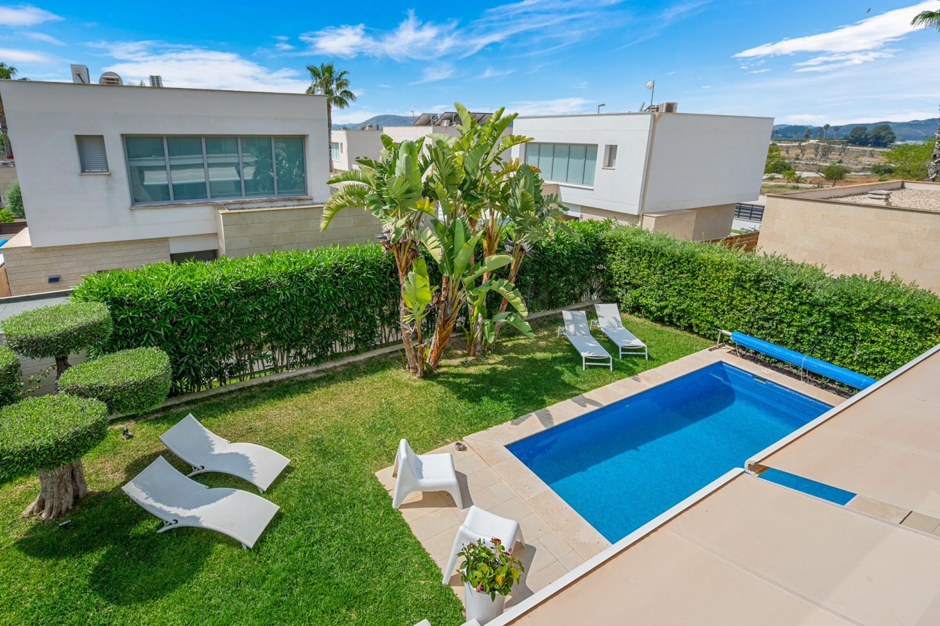 Revente - Villa -
Orihuela Costa - Vistabella