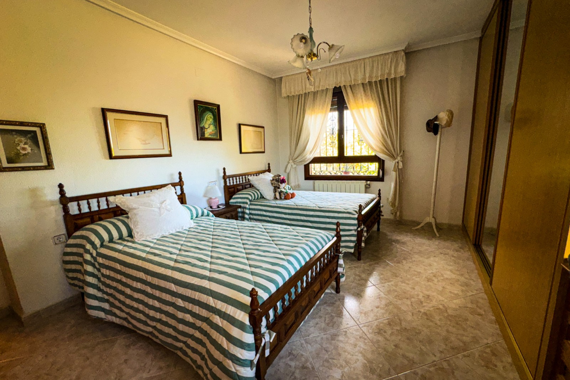 Revente - Villa -
Orihuela