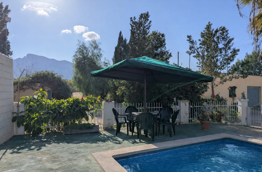 Revente - Villa -
Orihuela