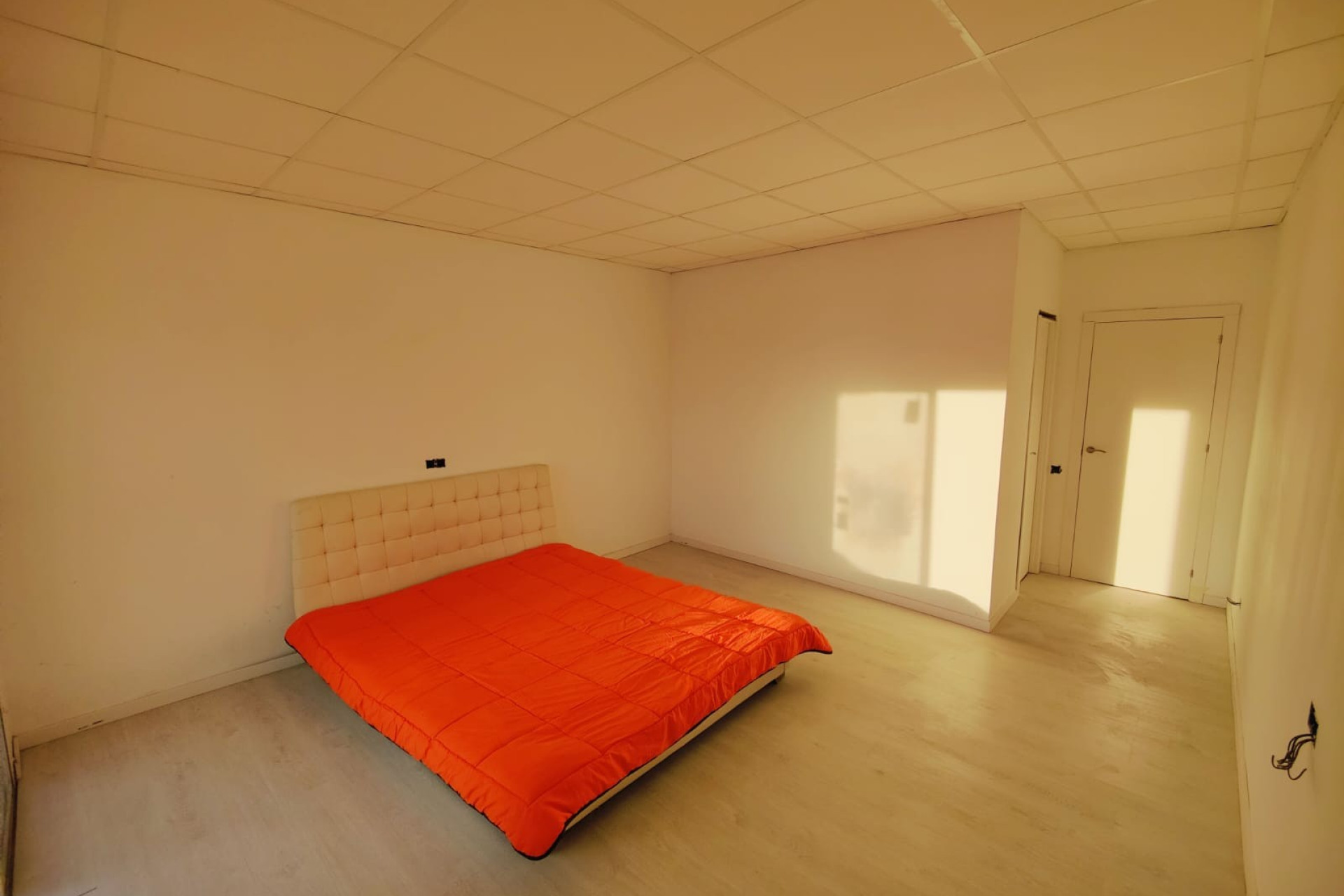 Revente - Villa -
Pinoso - Inland