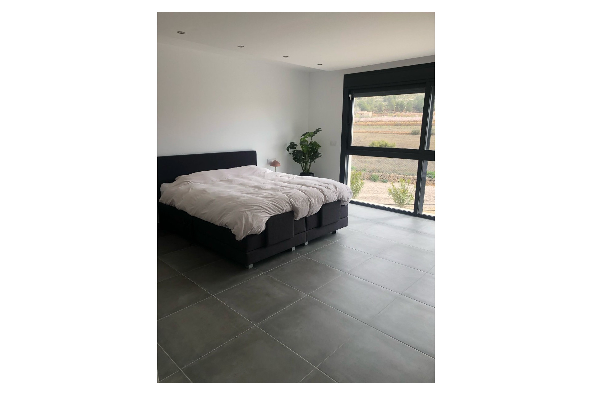 Revente - Villa -
Pinoso - Inland
