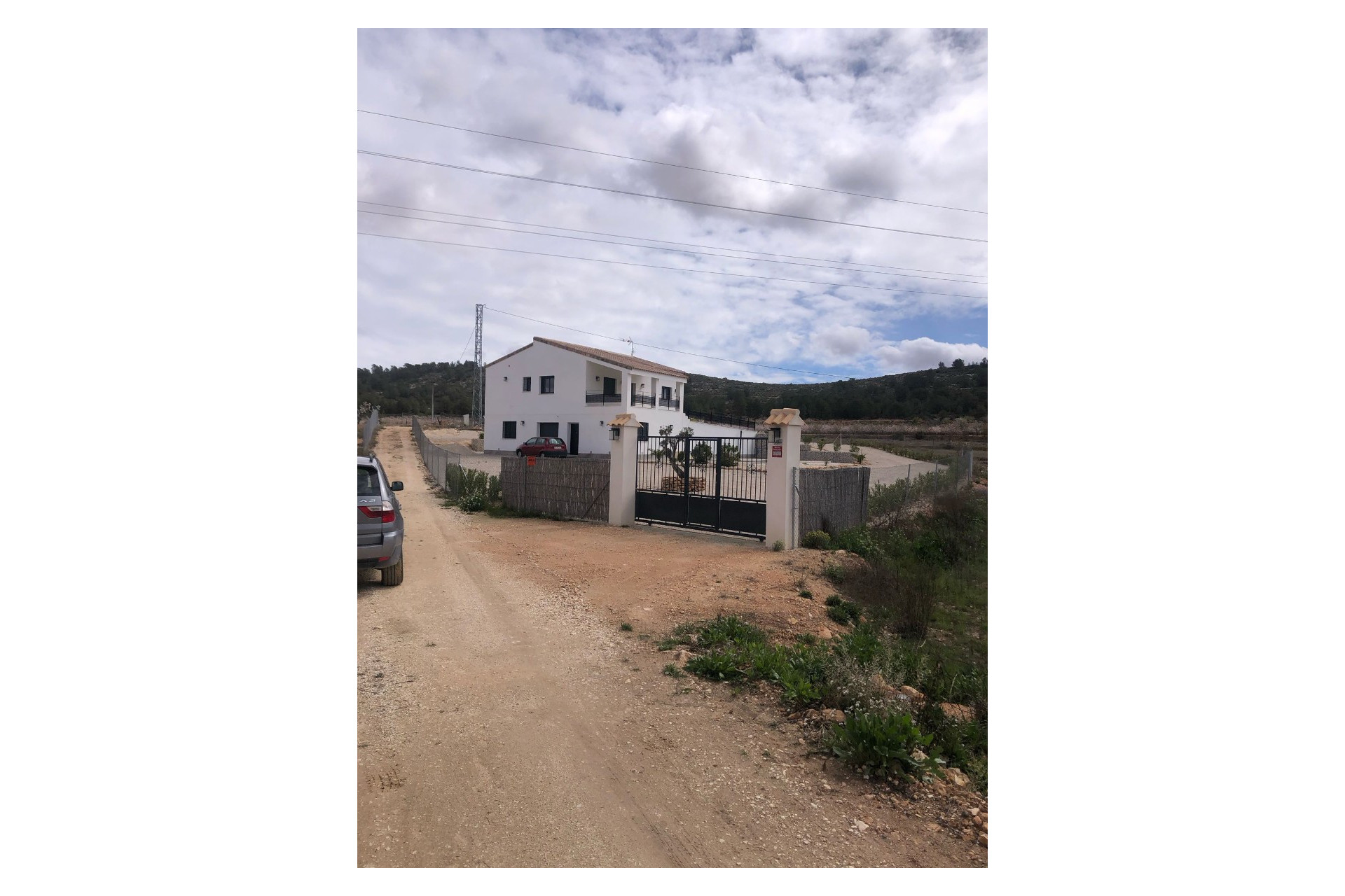 Revente - Villa -
Pinoso - Inland