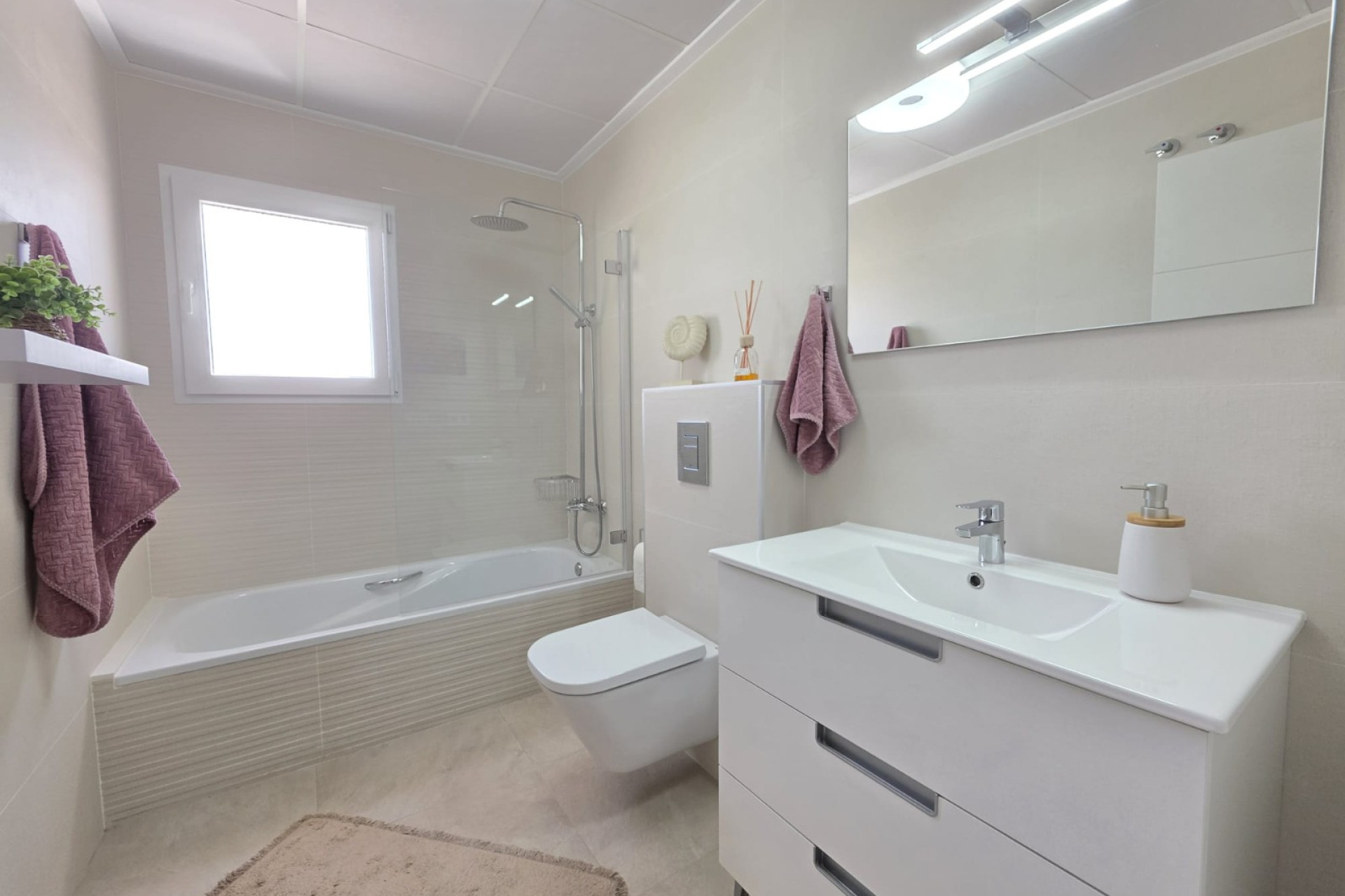 Revente - Villa -
Pinoso - Inland