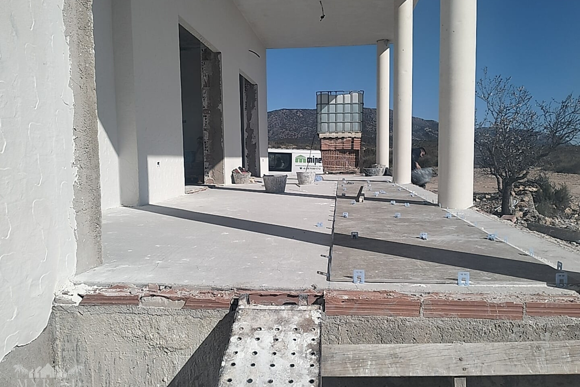 Revente - Villa -
Pinoso - Pinoso Alicante