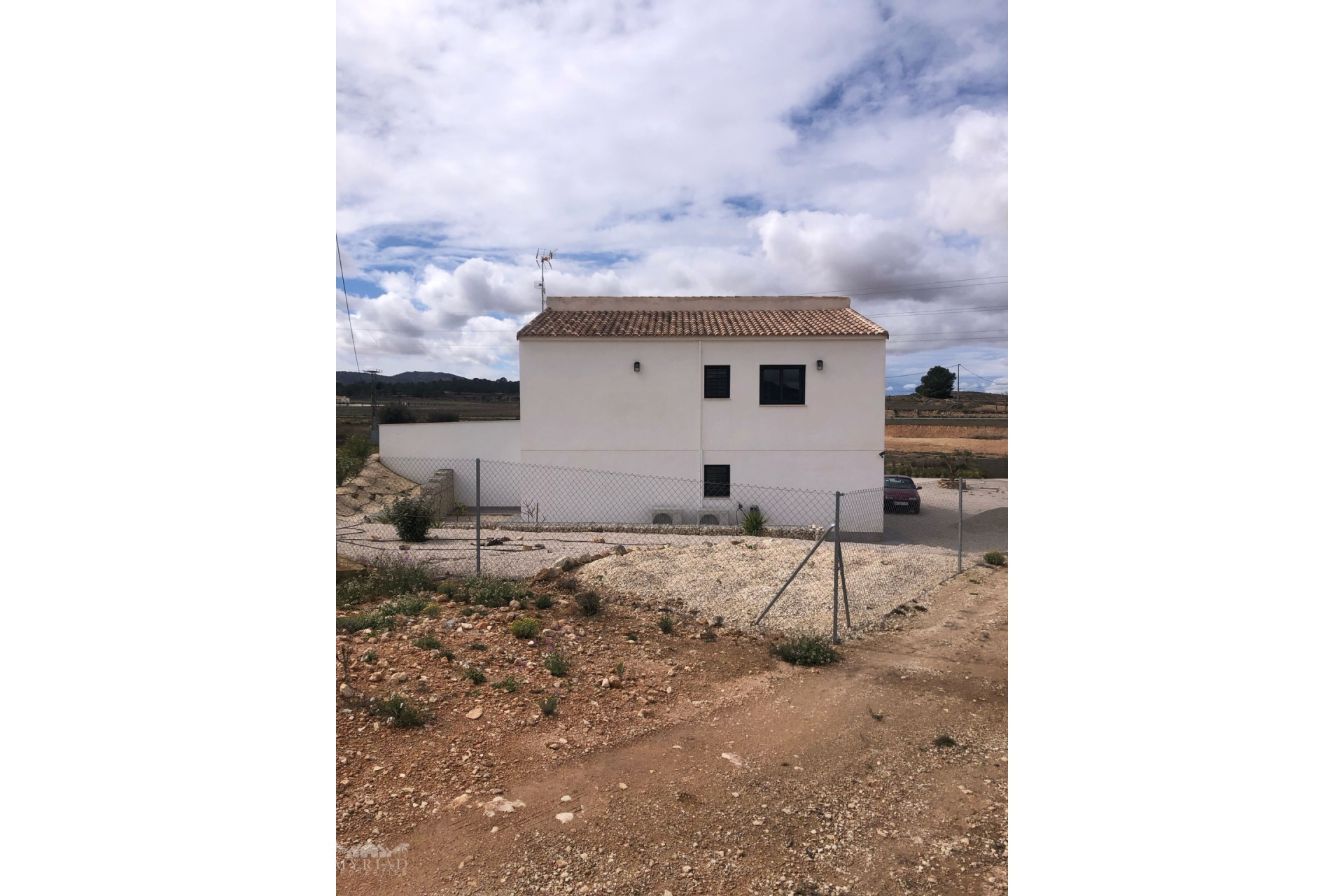 Revente - Villa -
Pinoso - Pinoso Alicante