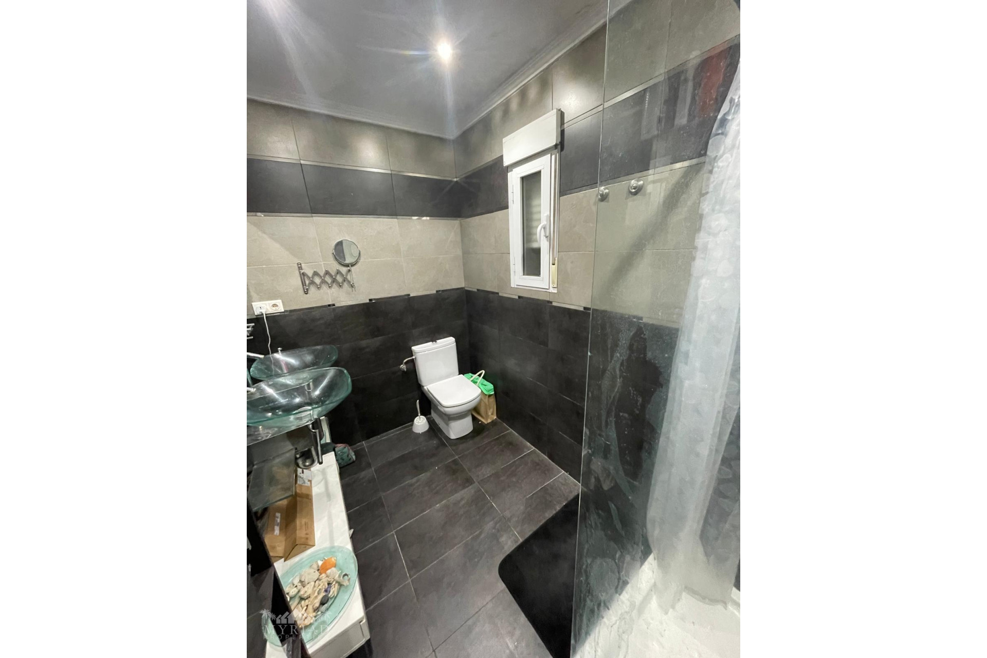 Revente - Villa -
Pinoso - Pinoso Alicante