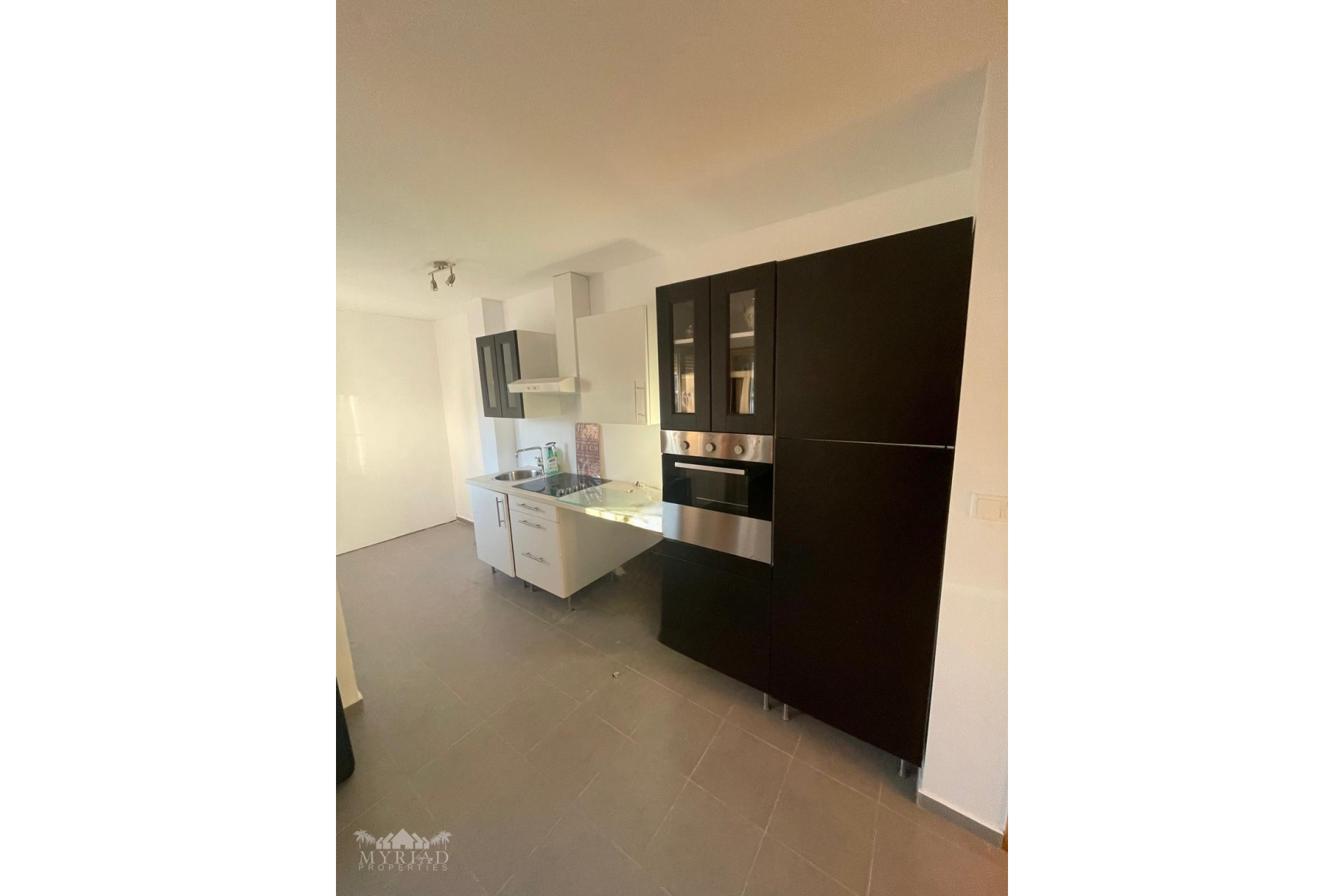 Revente - Villa -
Pinoso - Pinoso Alicante