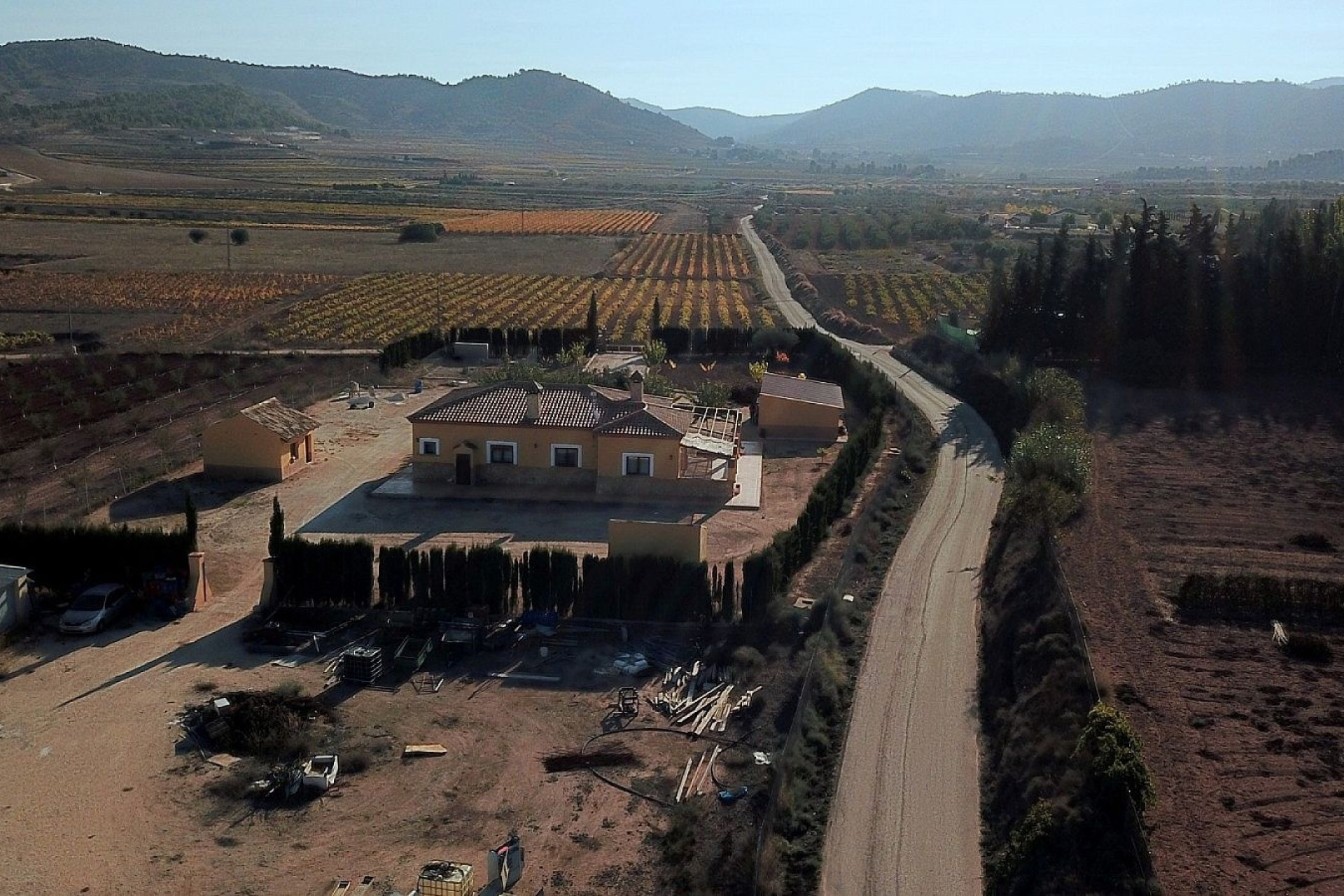 Revente - Villa -
Pinoso