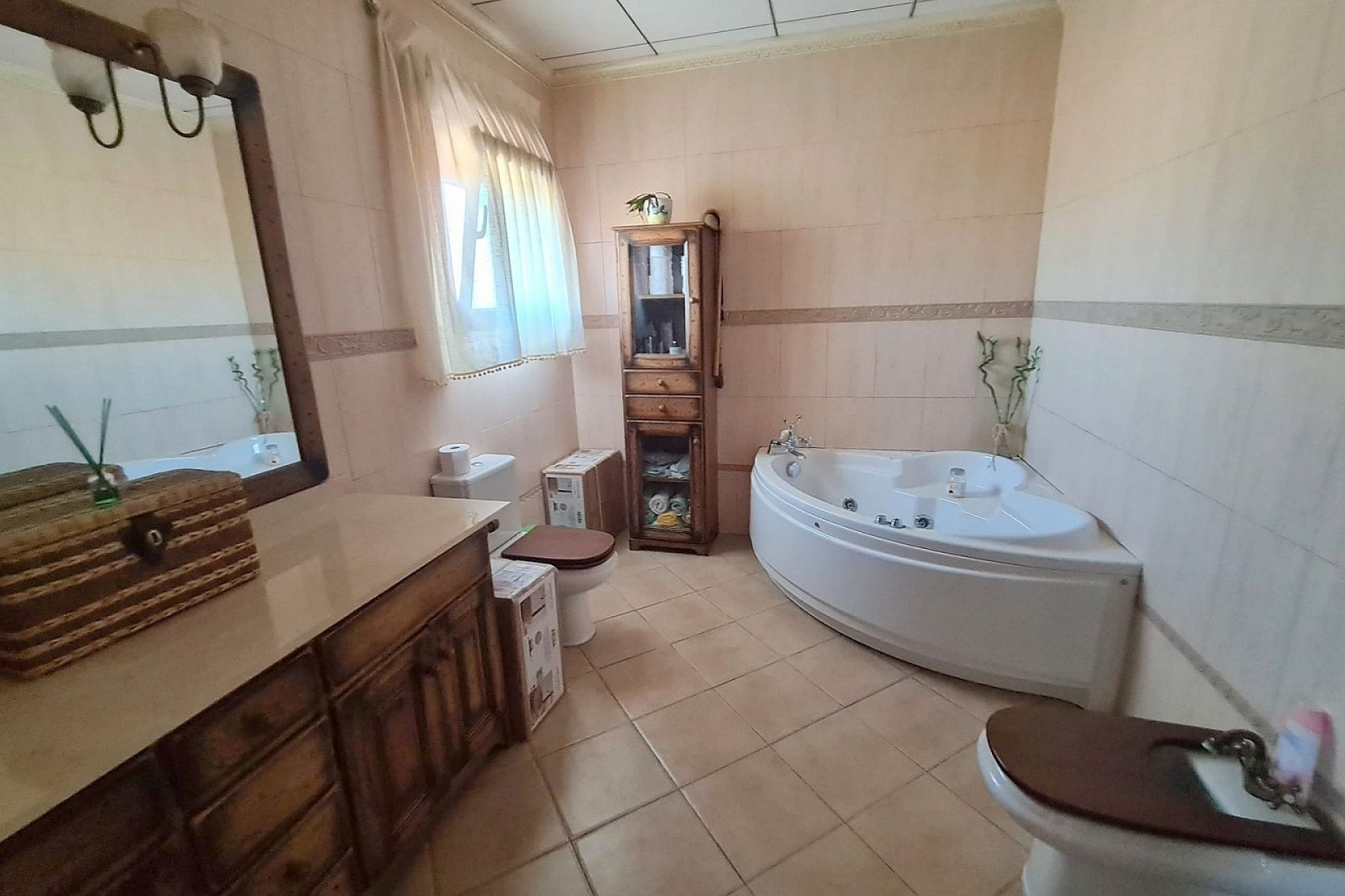 Revente - Villa -
Pinoso