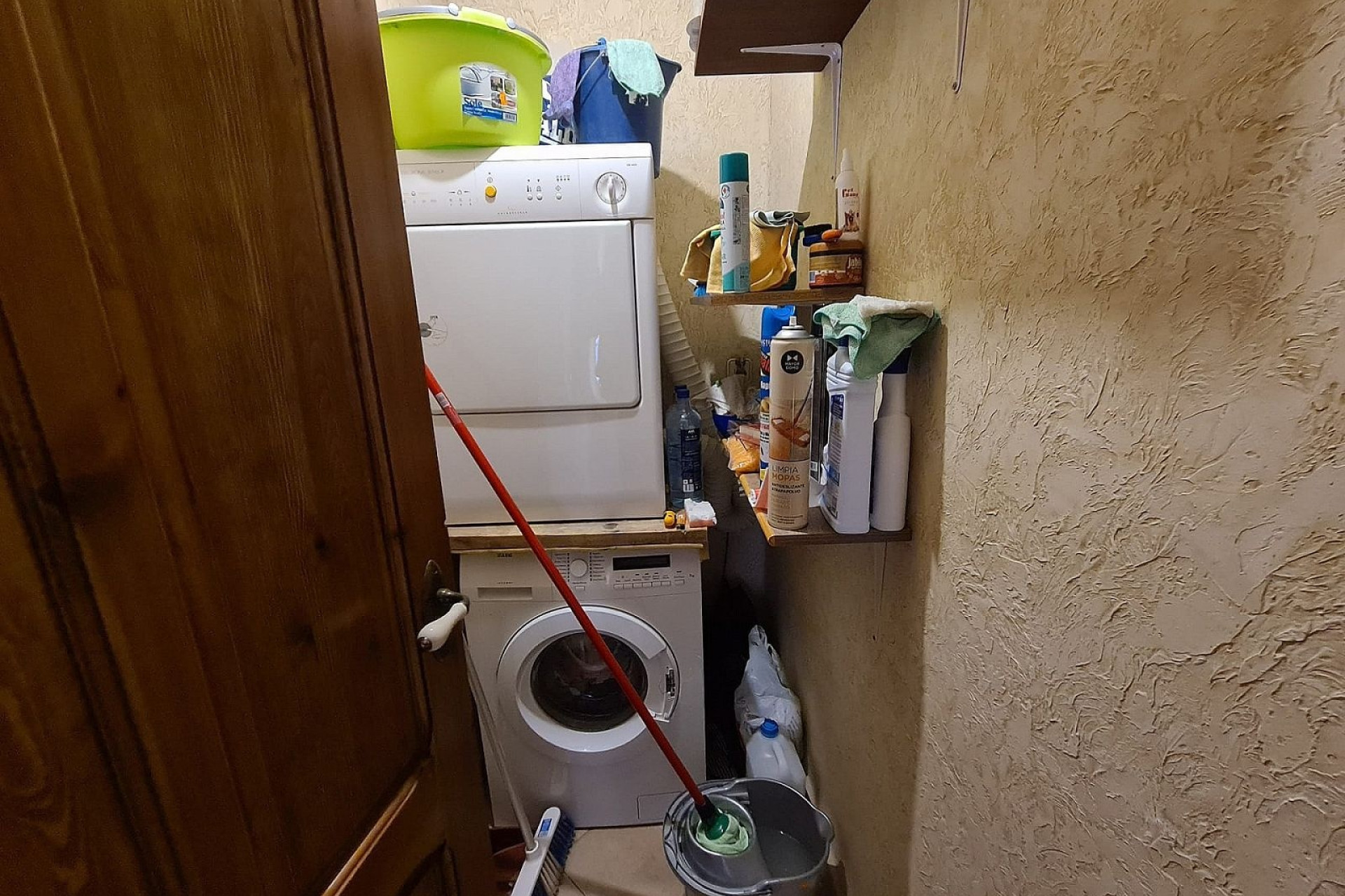 Revente - Villa -
Pinoso