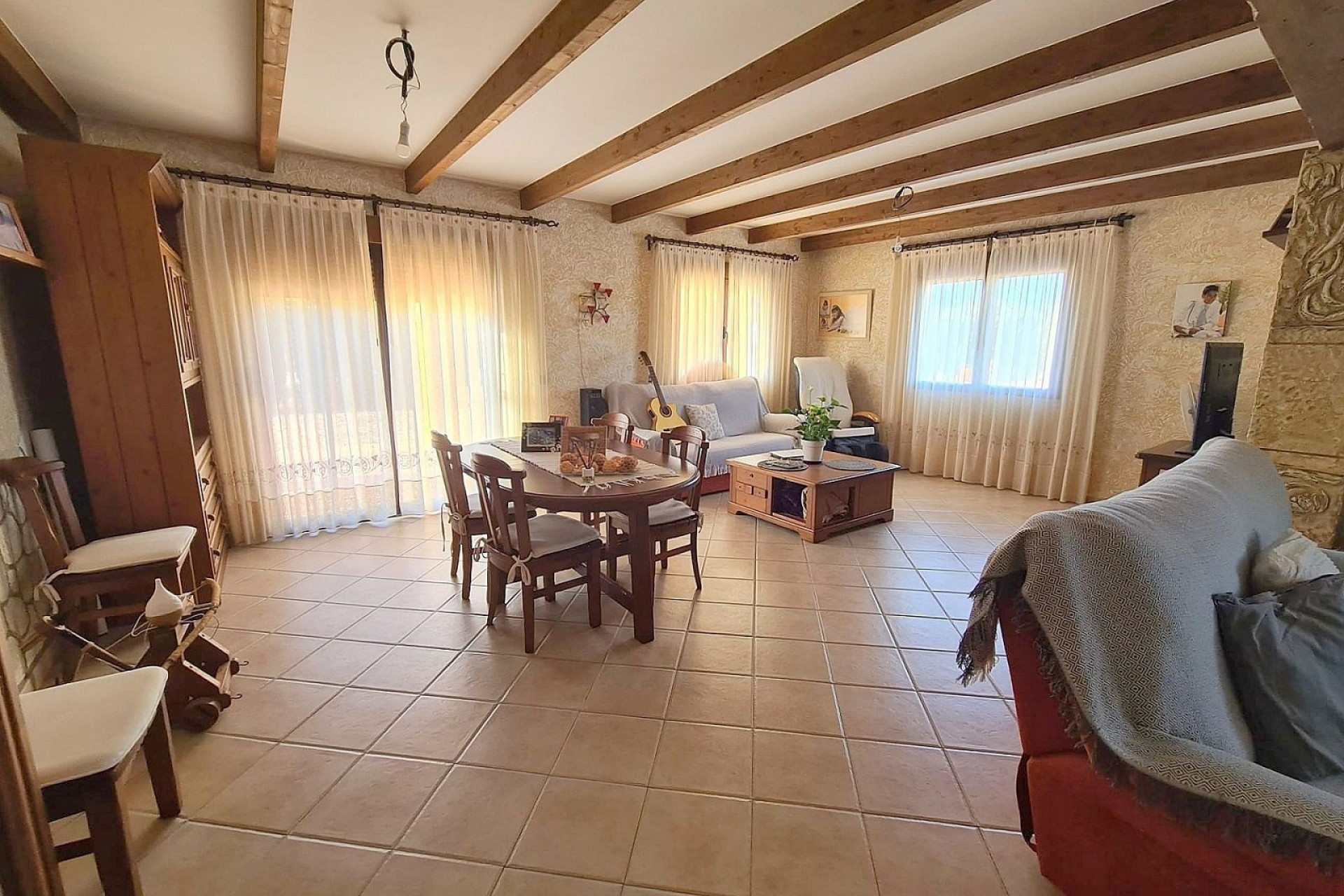 Revente - Villa -
Pinoso