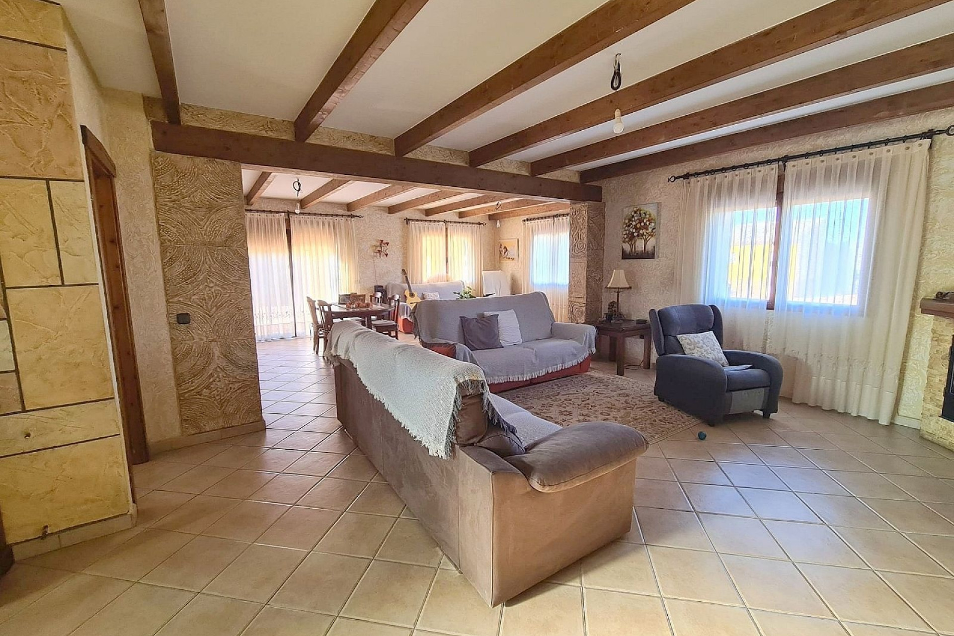 Revente - Villa -
Pinoso