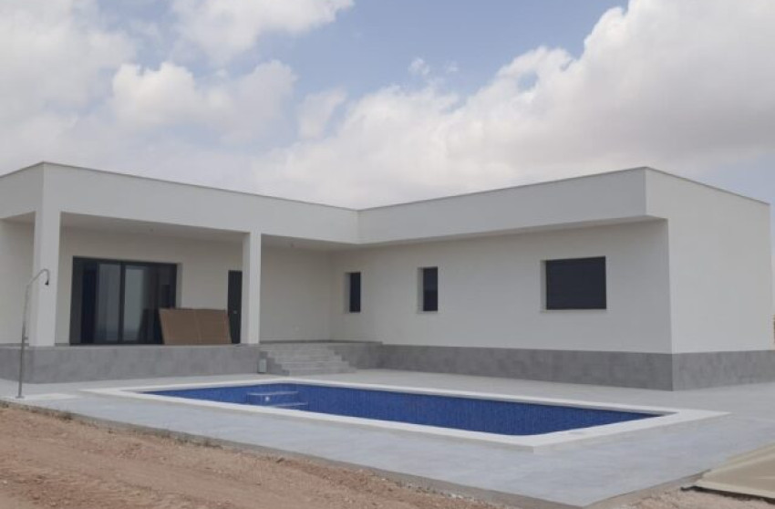 Revente - Villa -
Pinoso