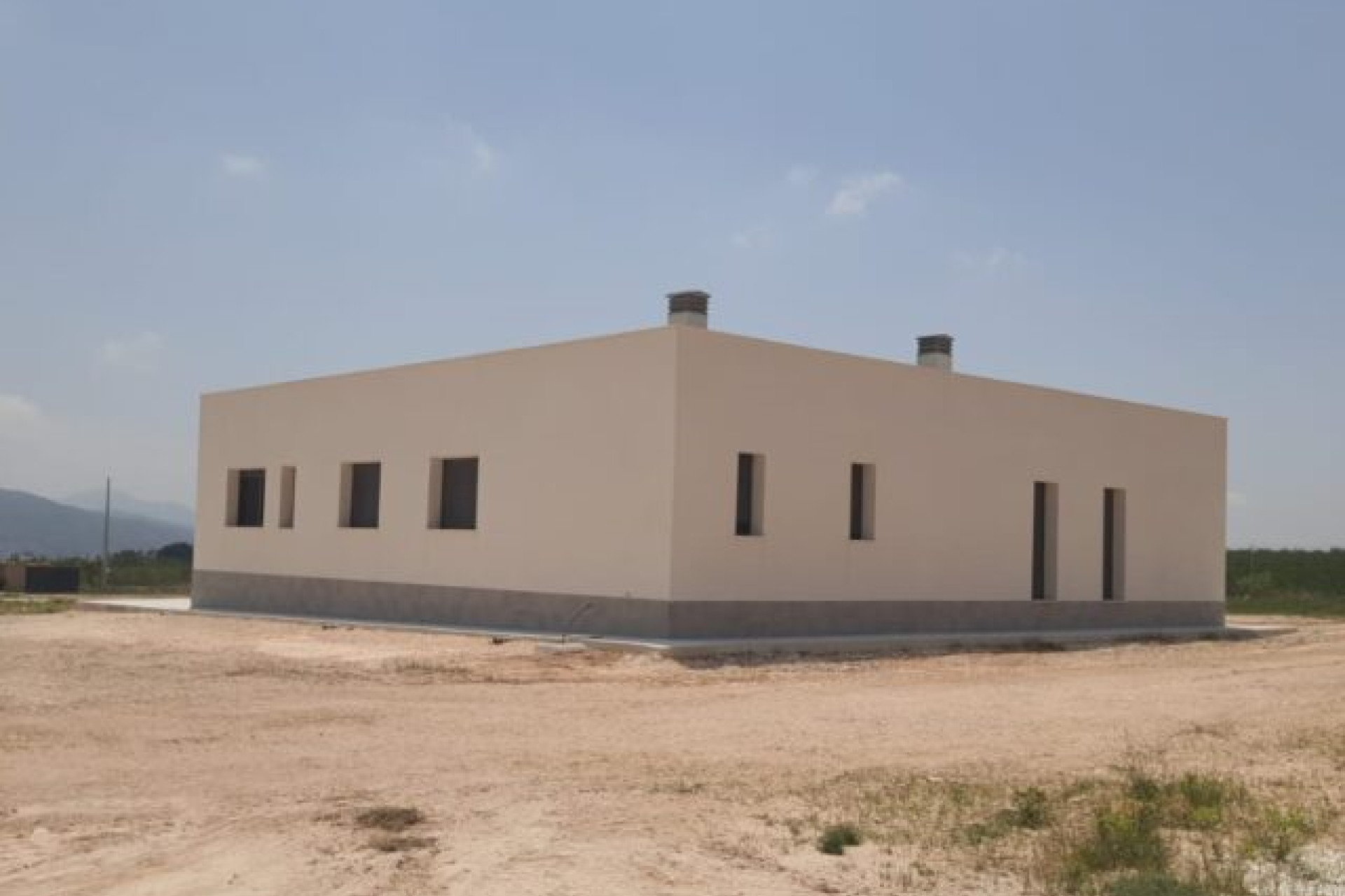 Revente - Villa -
Pinoso