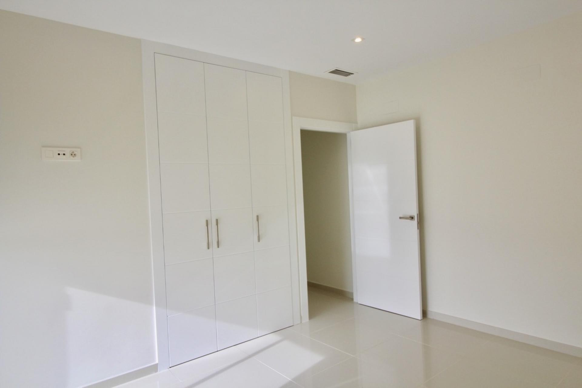 Revente - Villa -
Pinoso