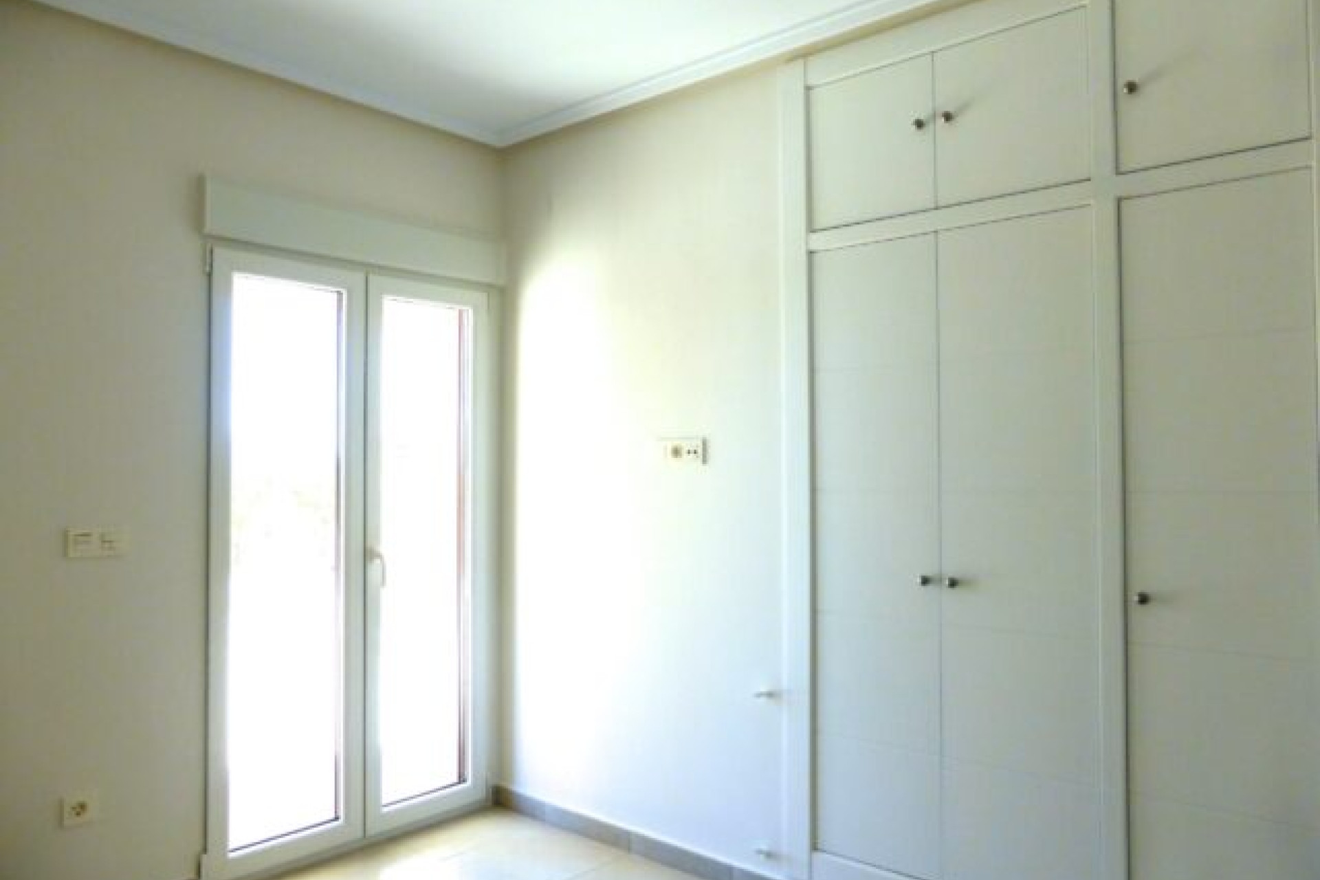 Revente - Villa -
Pinoso