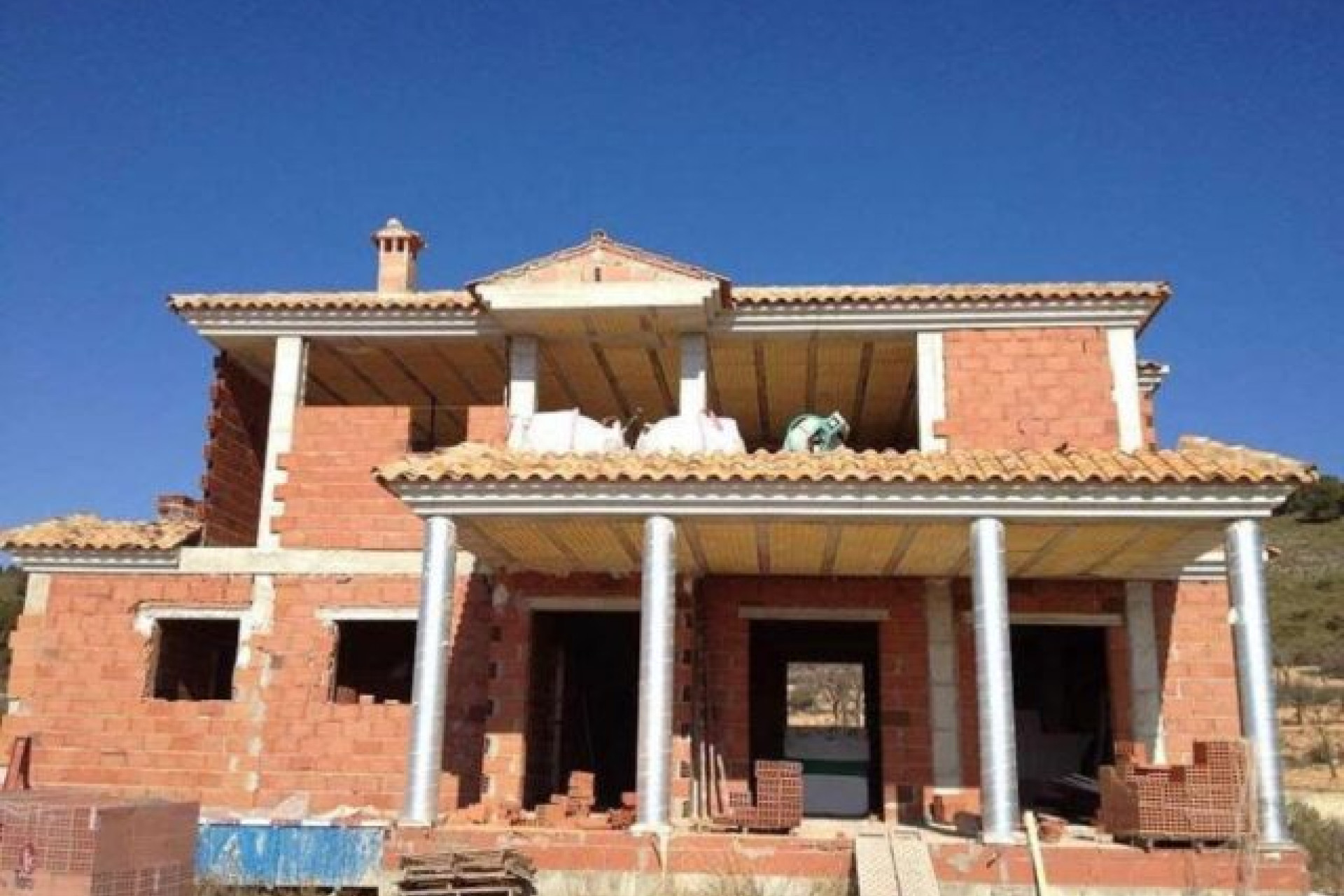 Revente - Villa -
Pinoso