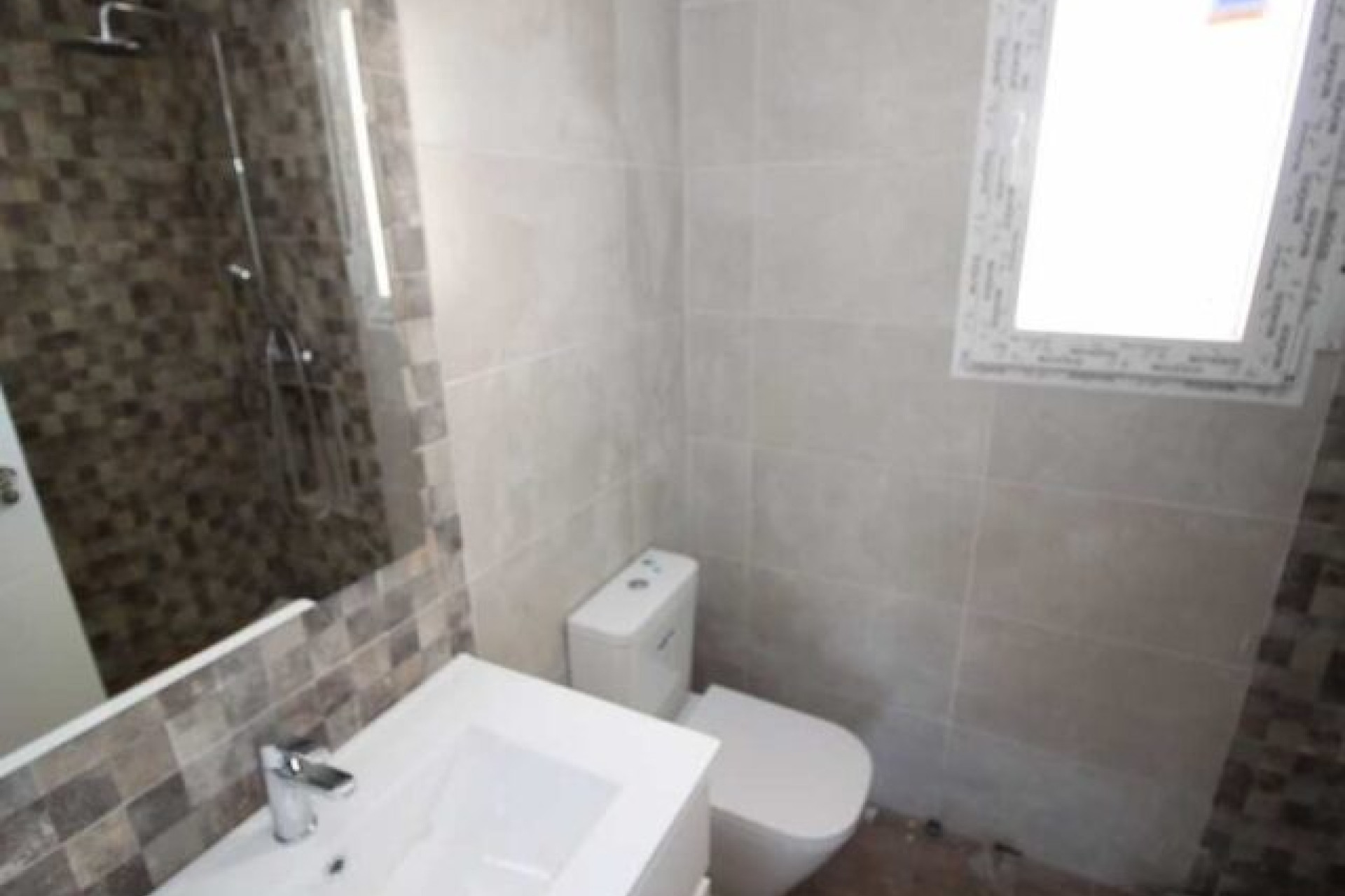 Revente - Villa -
Pinoso