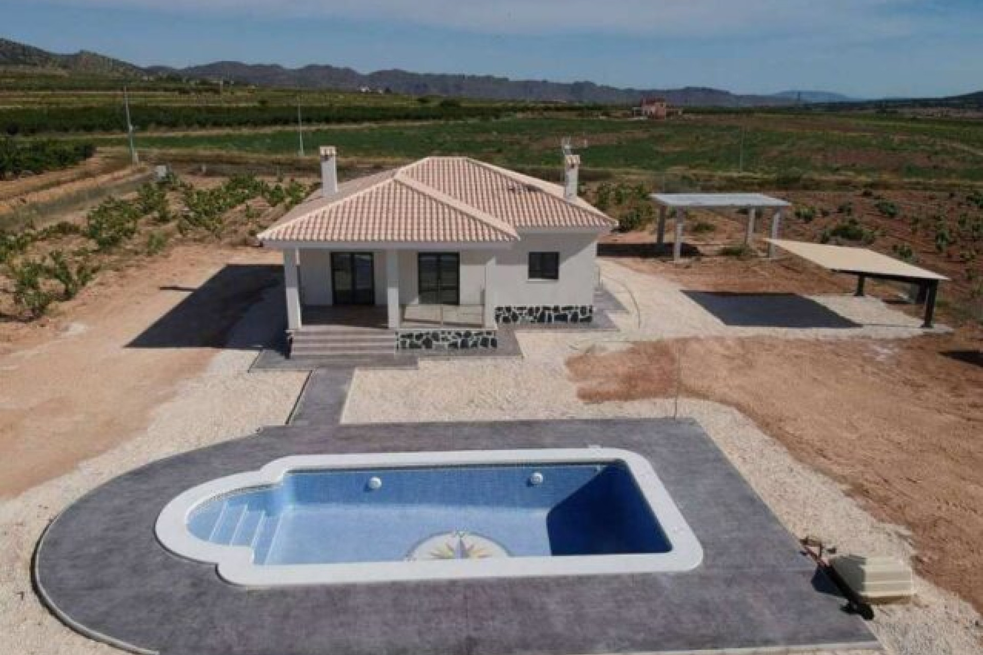 Revente - Villa -
Pinoso