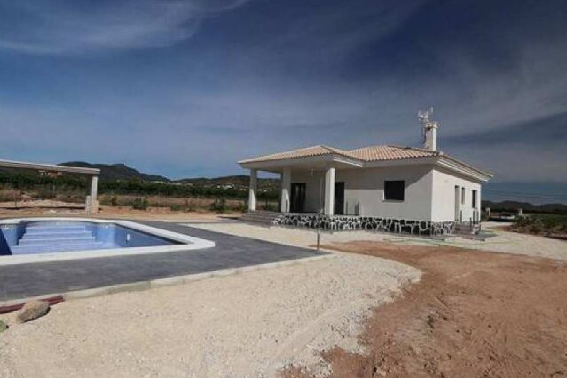 Revente - Villa -
Pinoso