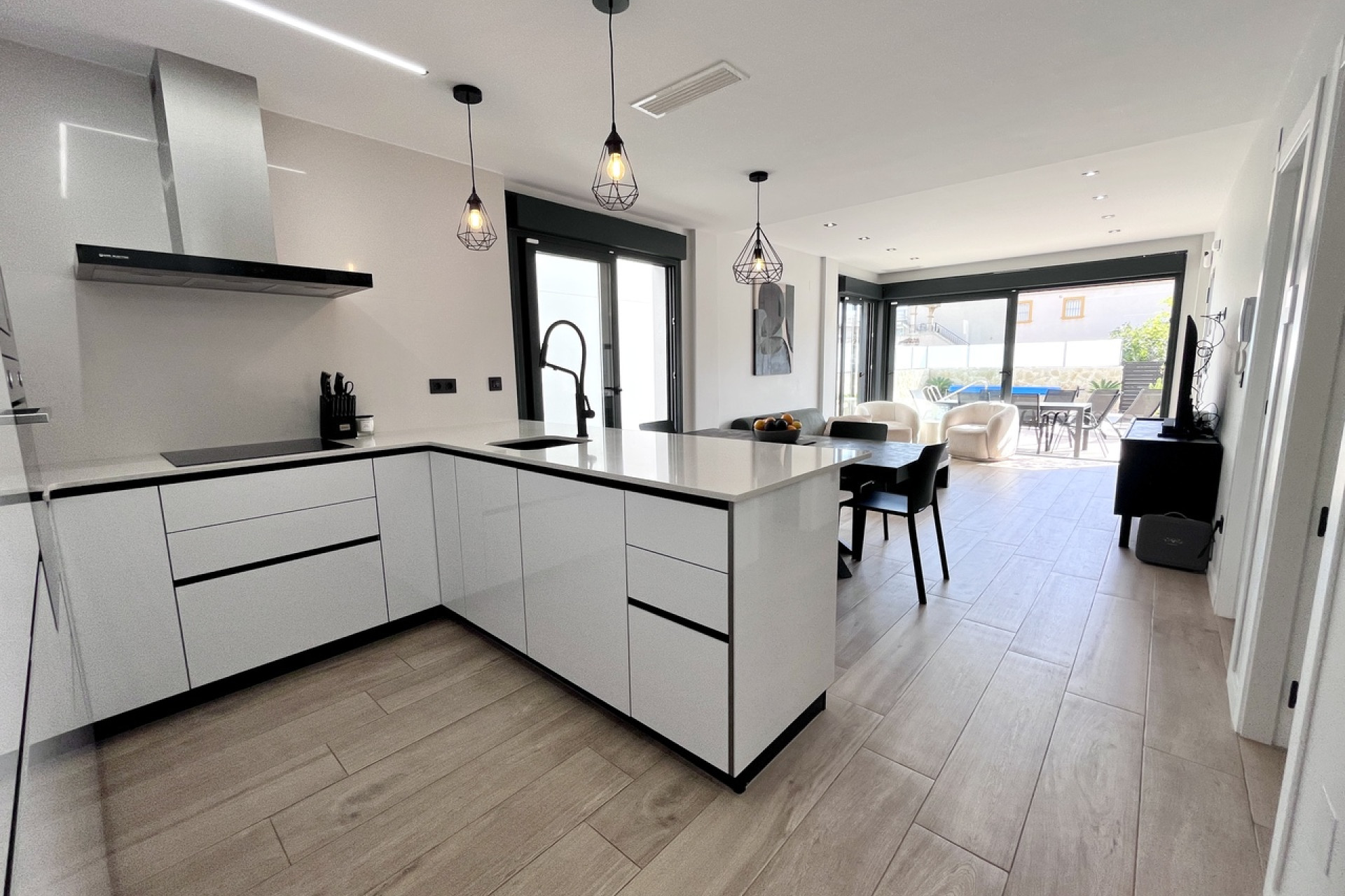 Revente - Villa -
Punta Prima