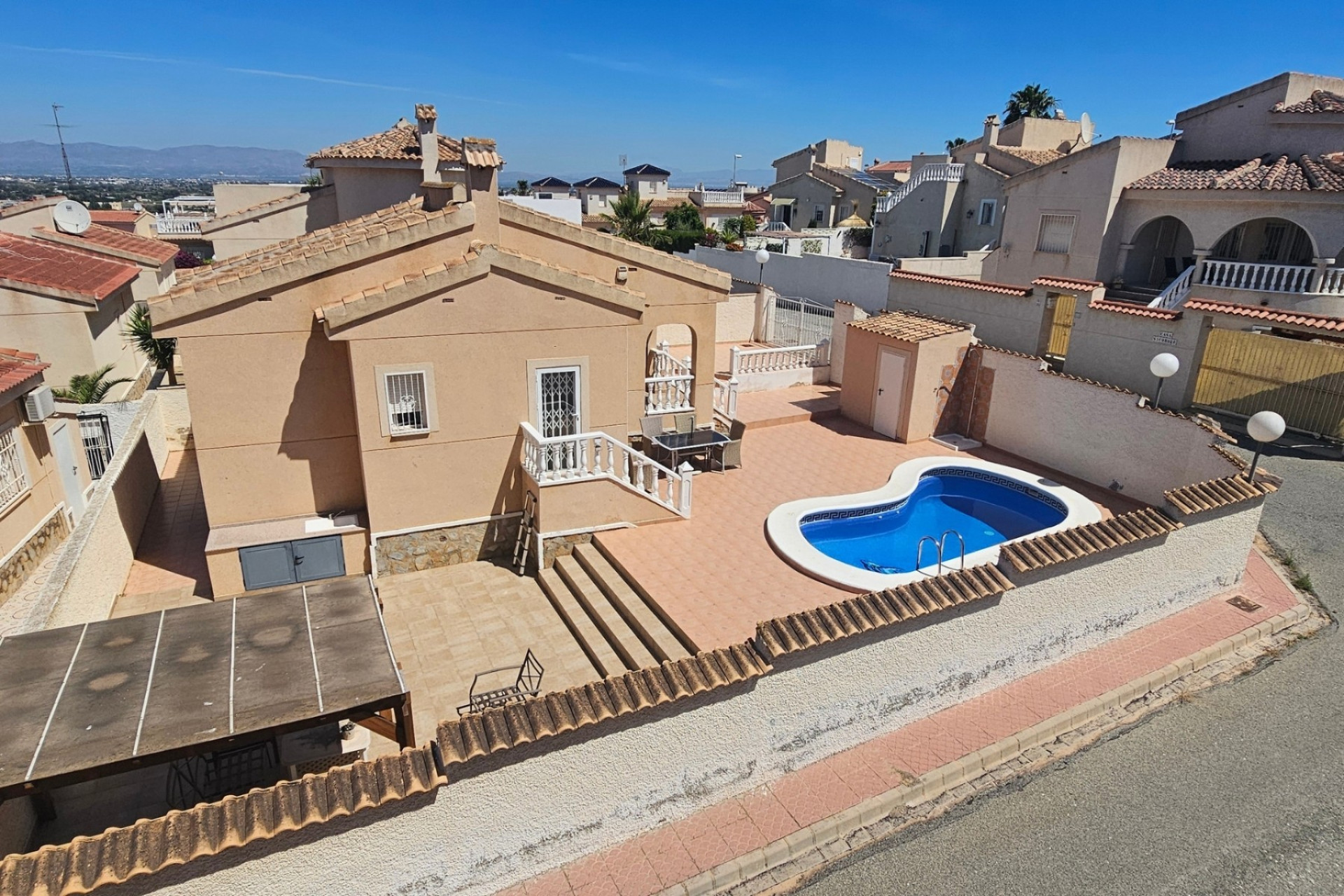 Revente - Villa -
Rojales - Benimar