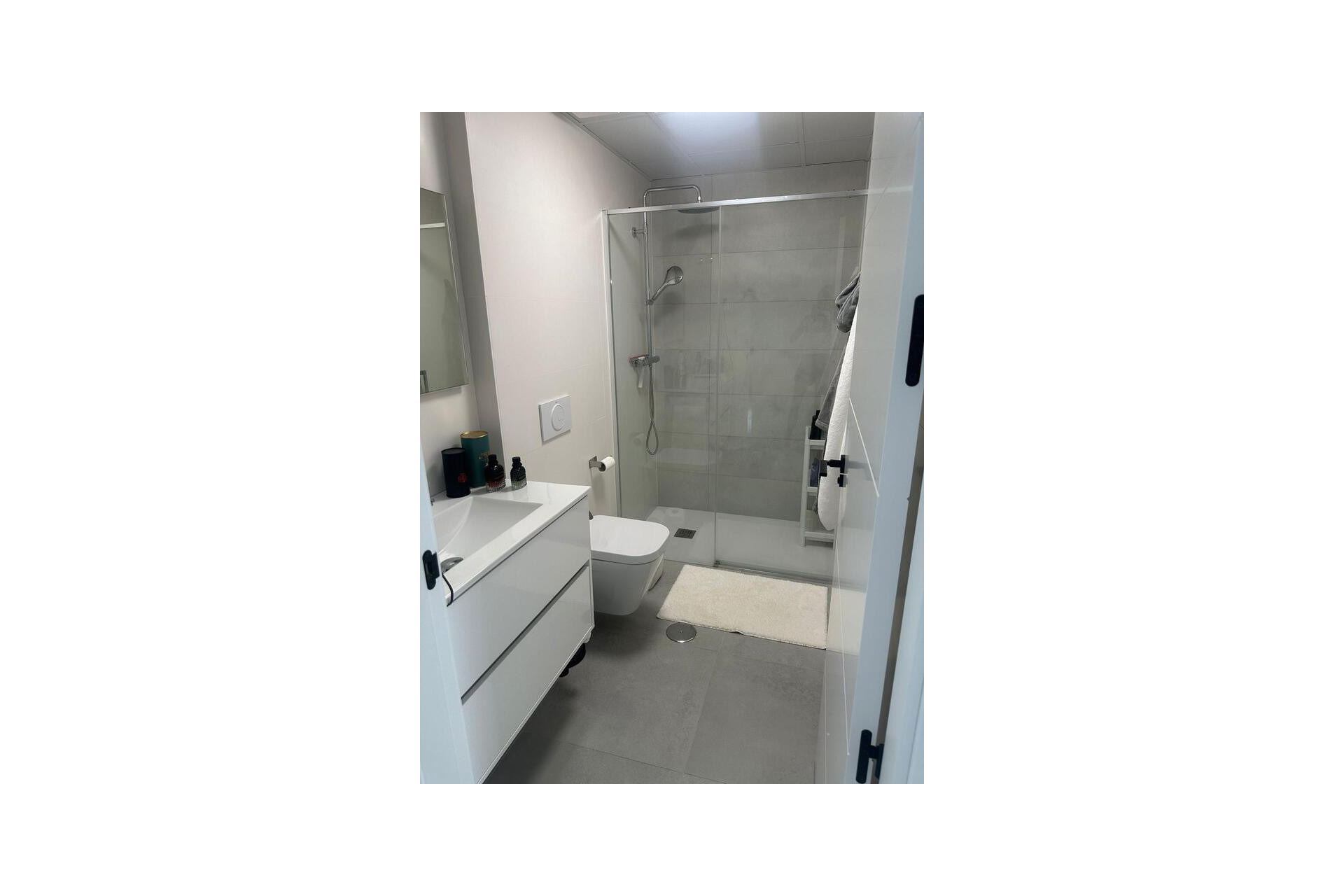 Revente - Villa -
Roldan - Inland