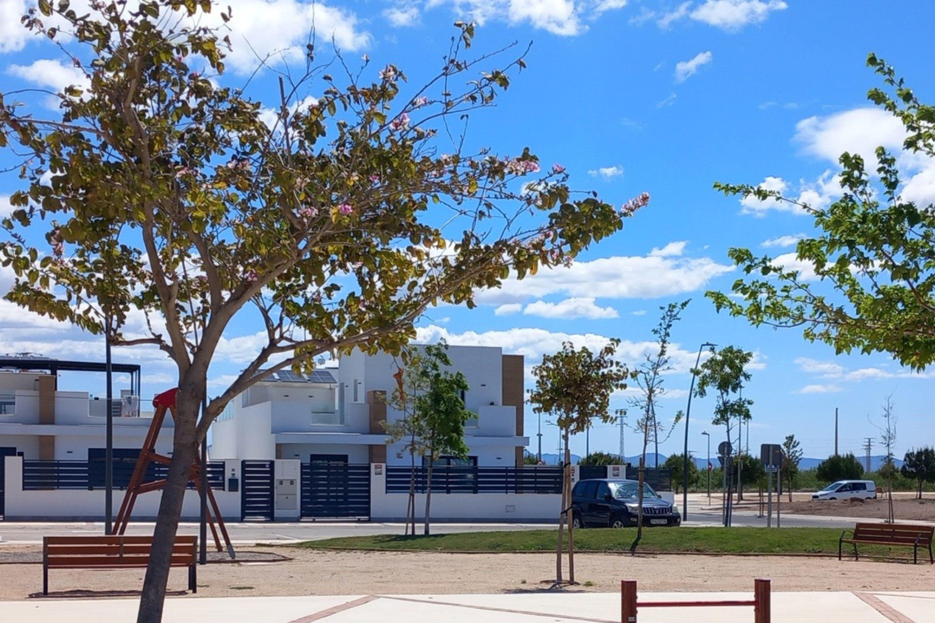 Revente - Villa -
Roldan - Inland