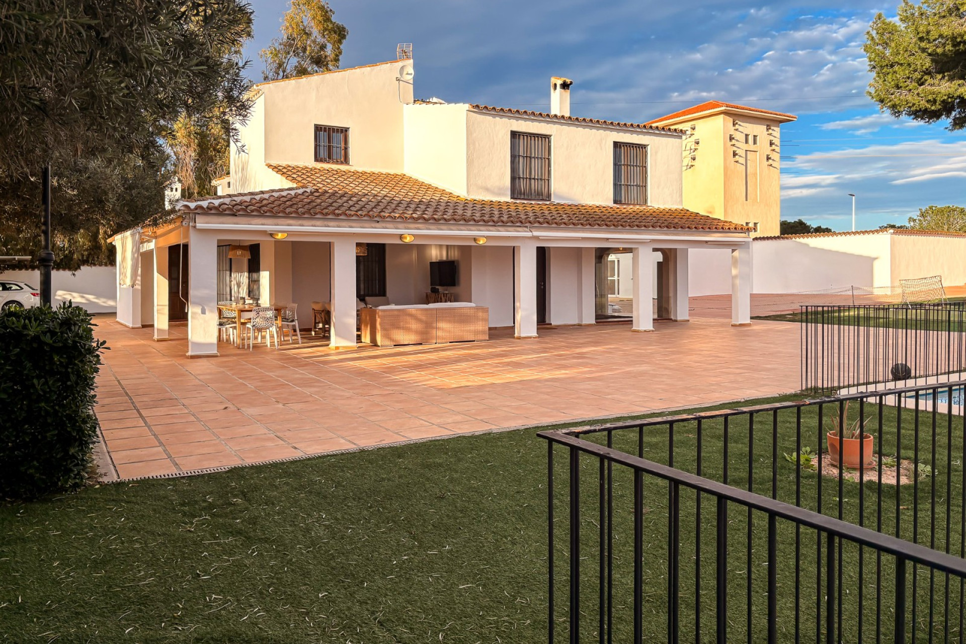Revente - Villa -
Santa Pola - El Poble Llevanti