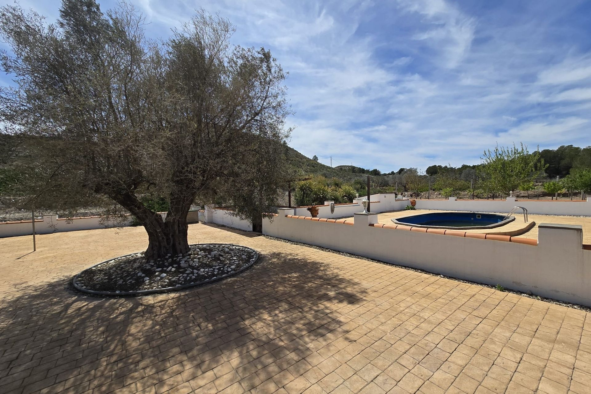 Revente - Villa -
Sax