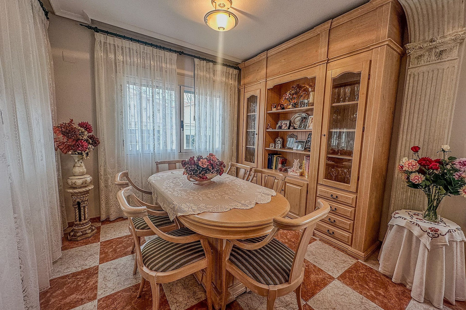 Revente - Villa -
Sax