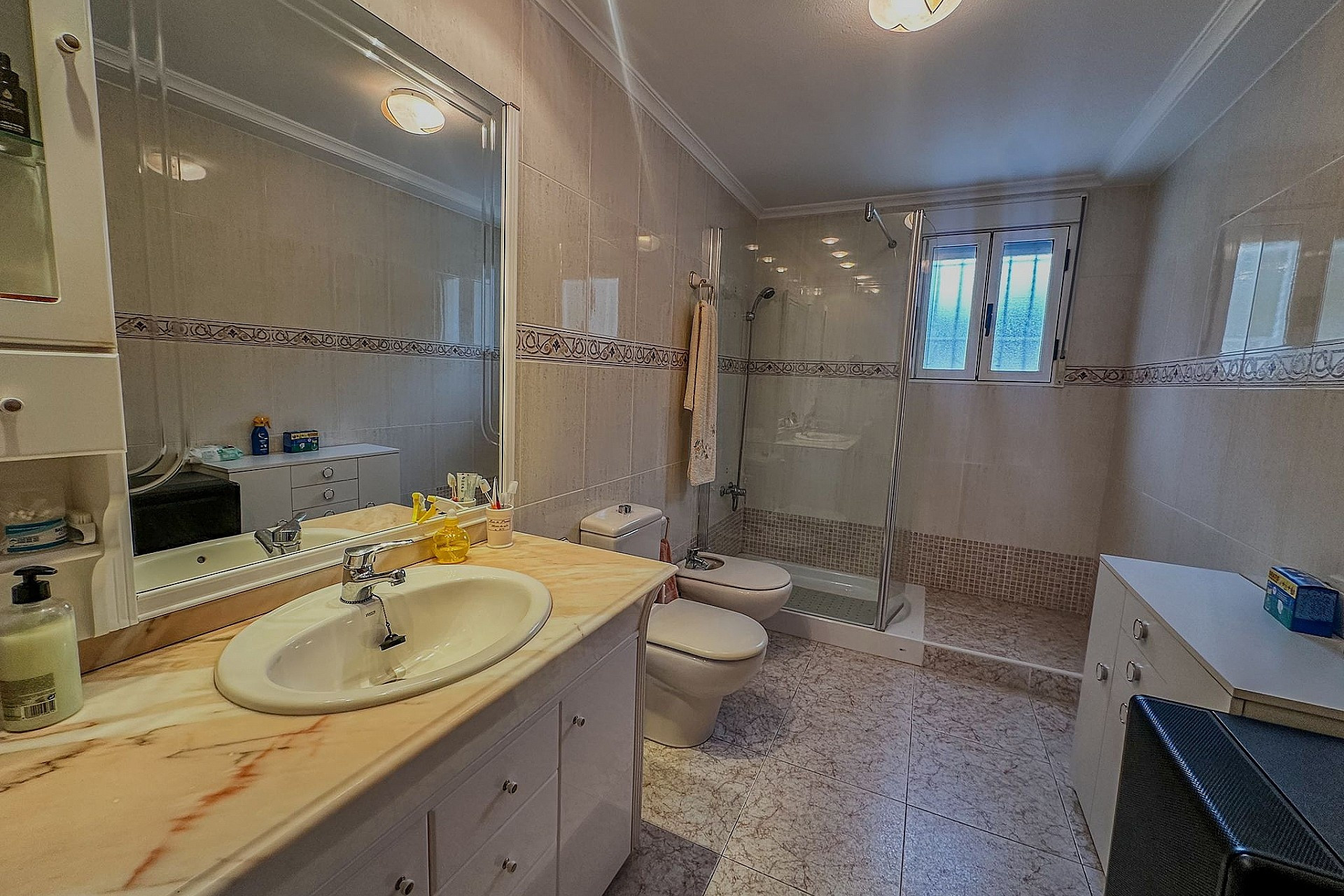 Revente - Villa -
Sax