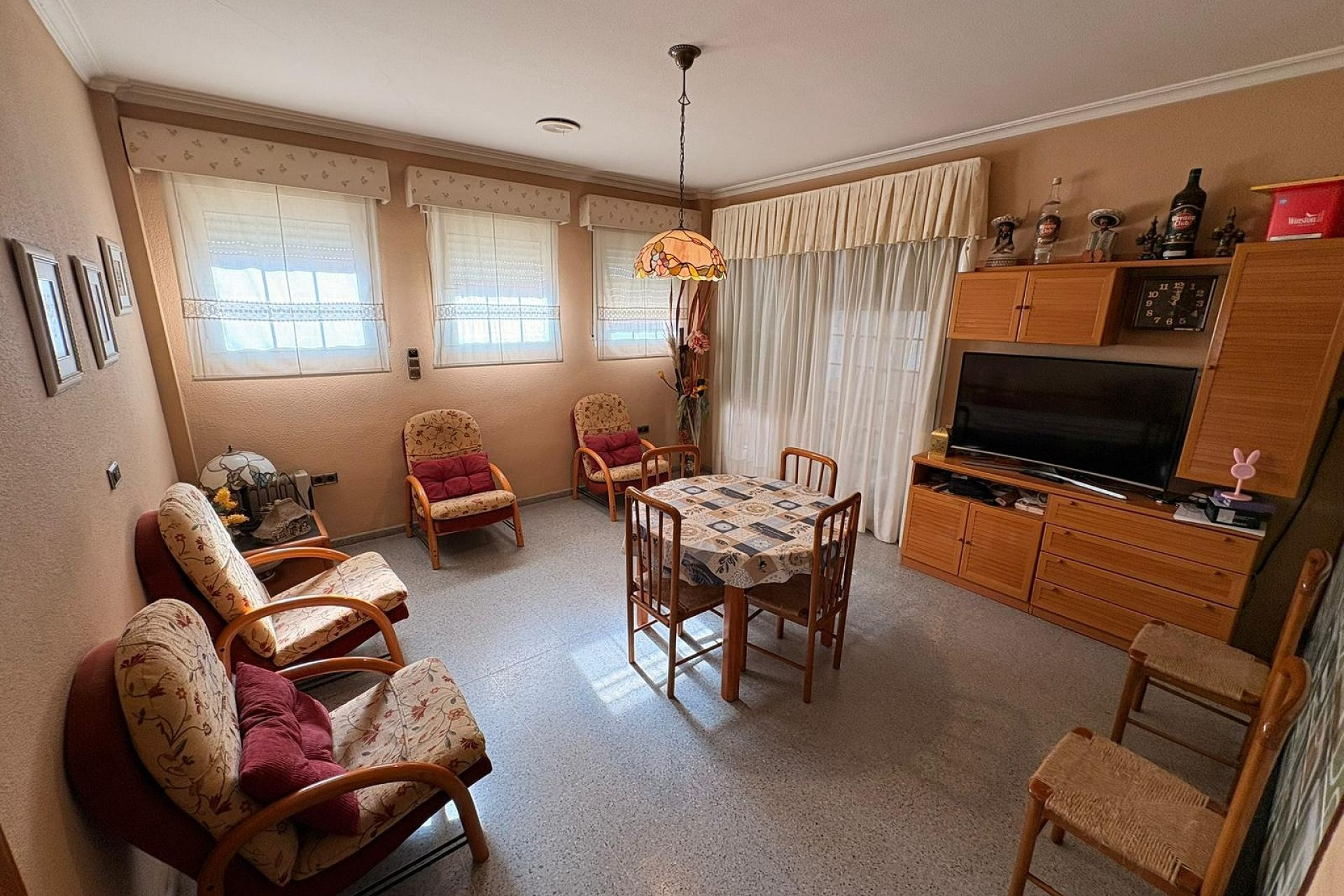 Revente - Villa -
Sax