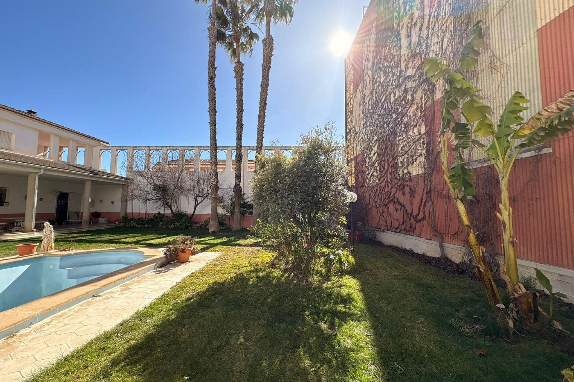 Revente - Villa -
Sax