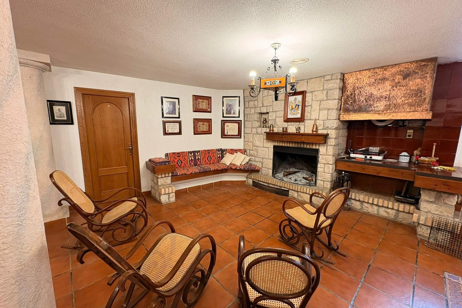 Revente - Villa -
Sax