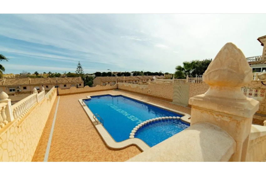 Revente - Villa -
Torrevieja - Costa Blanca