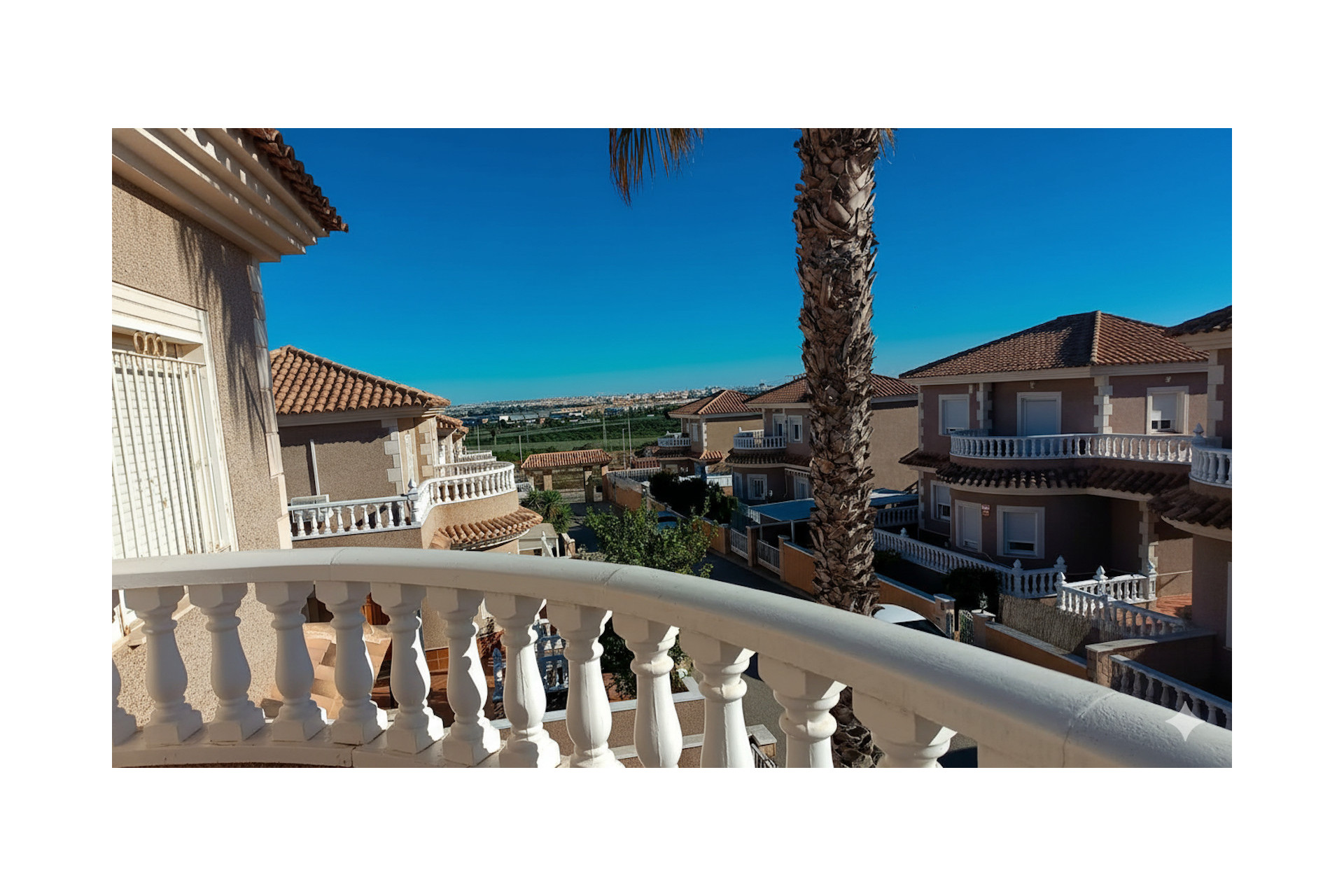Revente - Villa -
Torrevieja - Costa Blanca