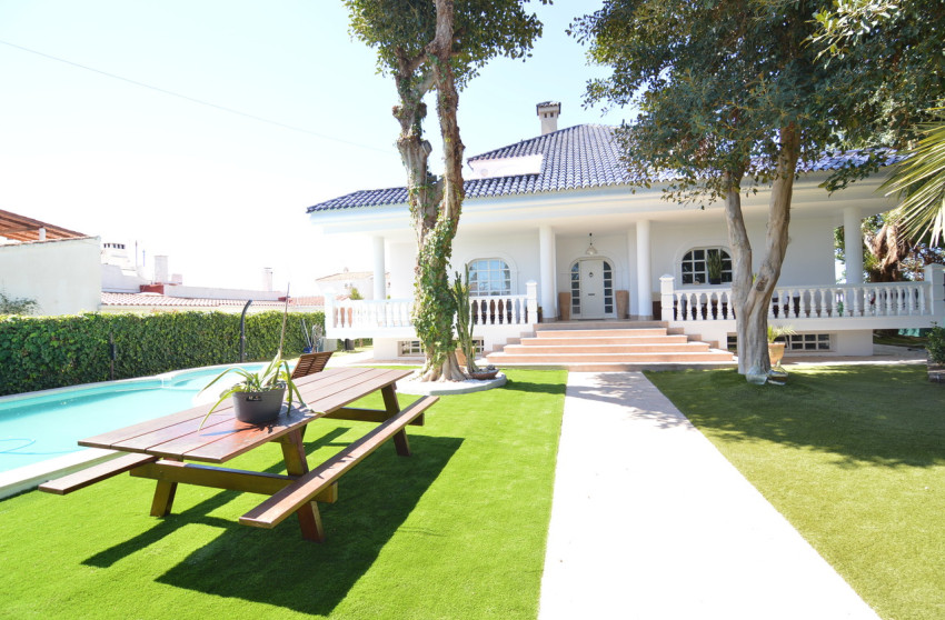 Revente - Villa -
Torrevieja - Costa Blanca