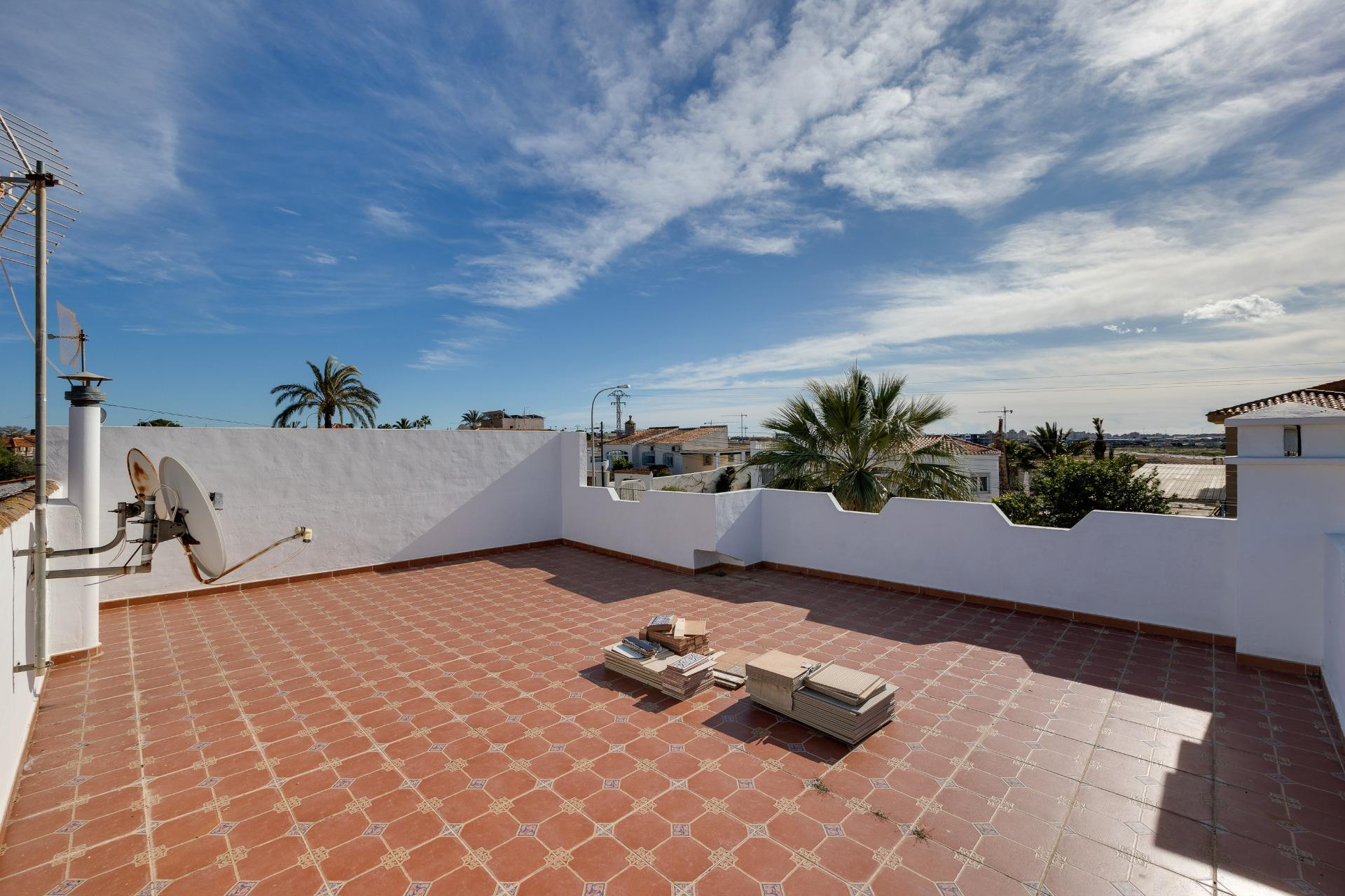 Revente - Villa -
Torrevieja - La Siesta - El Salado - Torreta